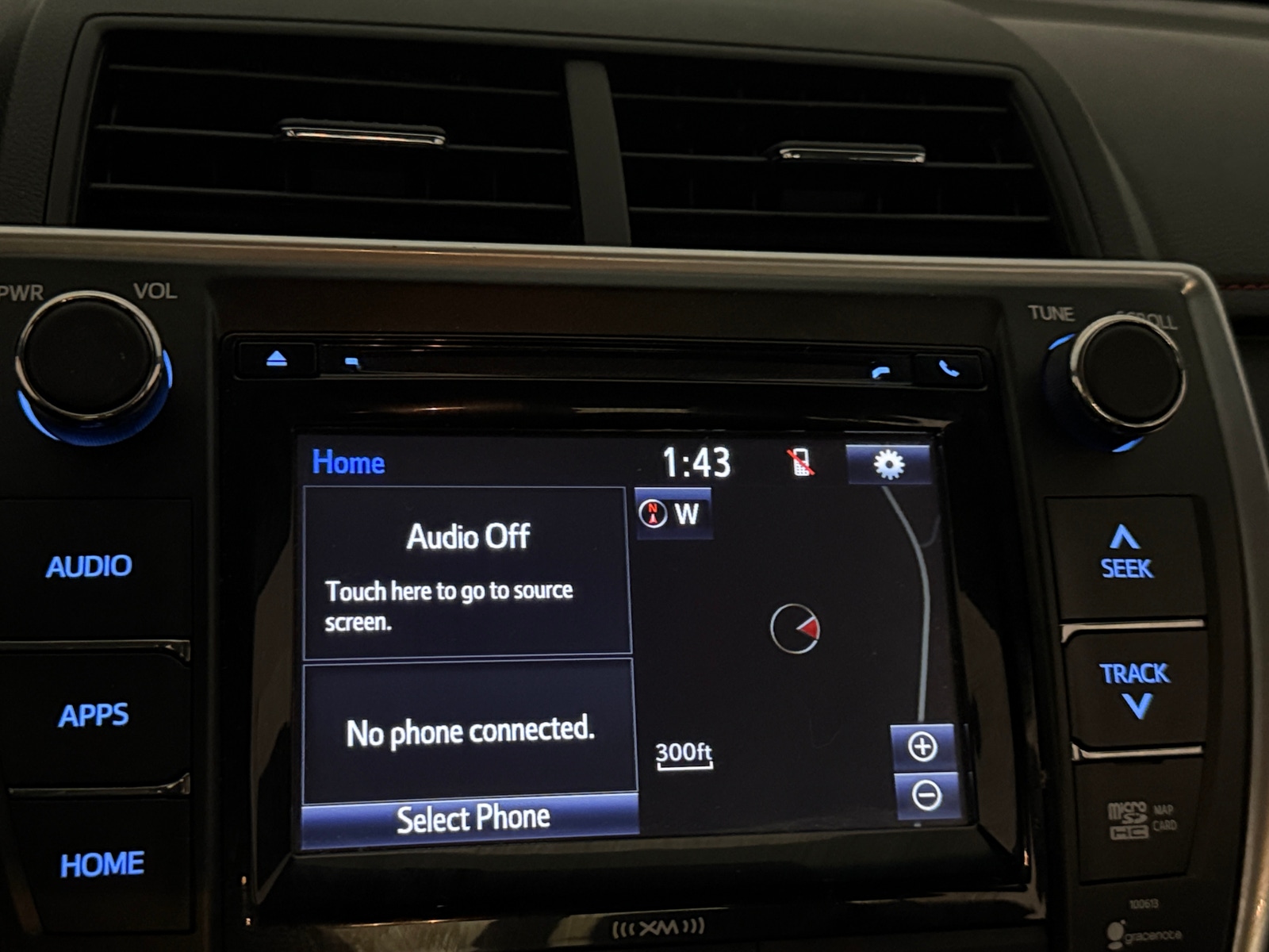 Thumbnail: 2016 Toyota Camry - 4