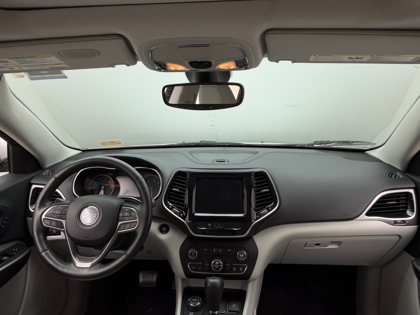 Thumbnail: 2019 Jeep Cherokee - 2
