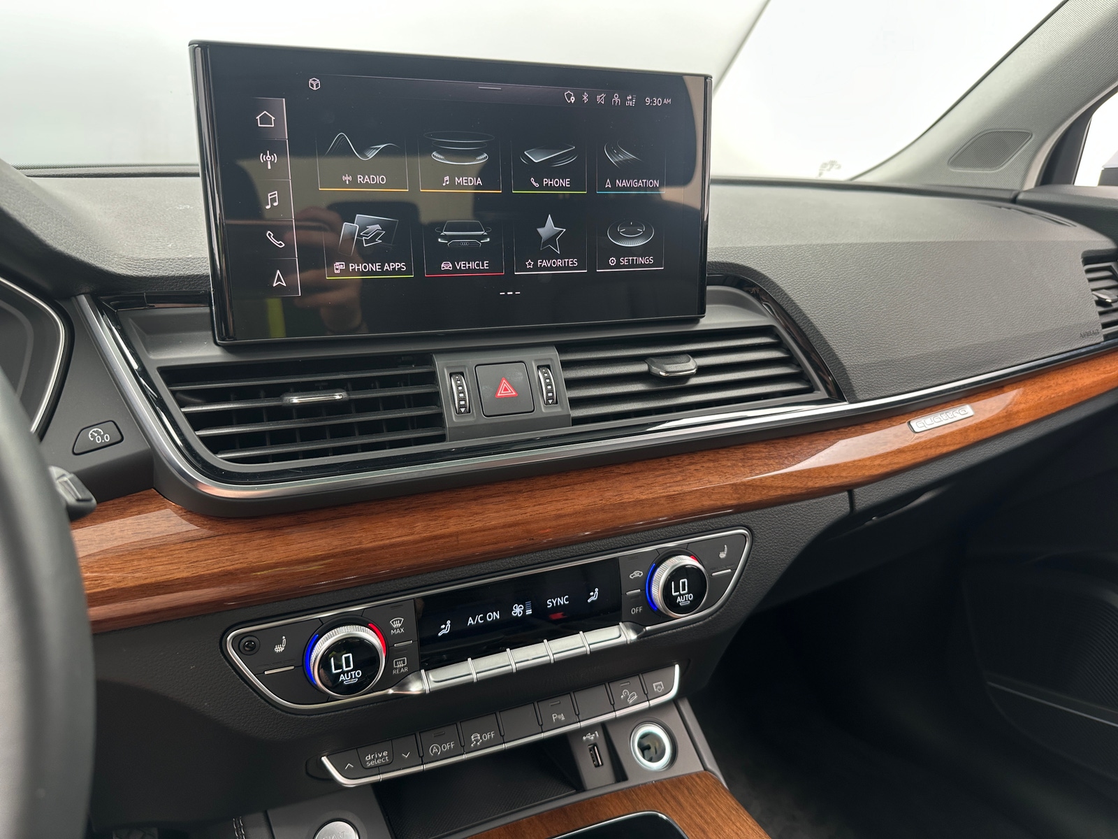 Thumbnail: 2023 Audi Q5 - 3