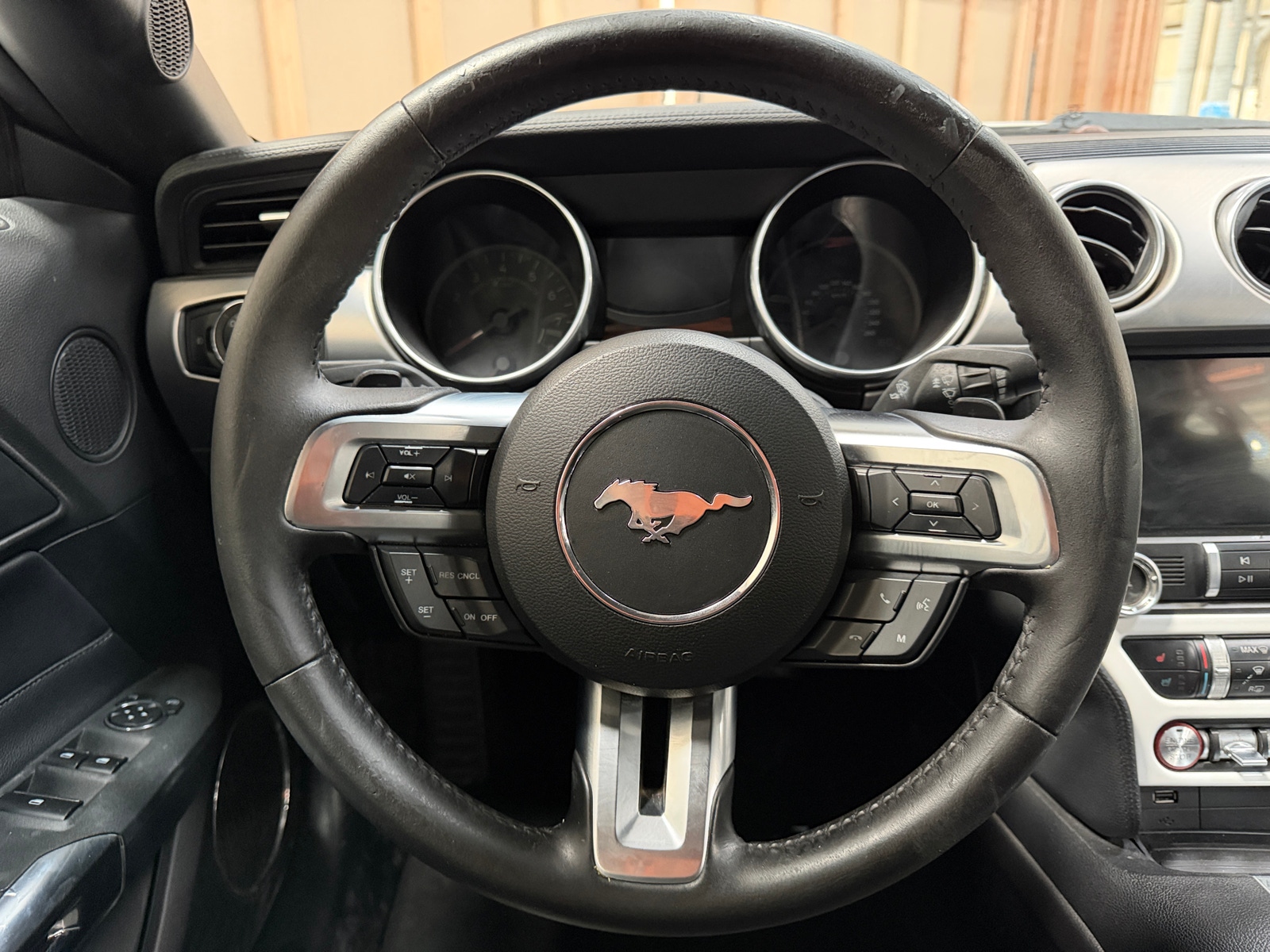 Thumbnail: 2019 Ford Mustang - 4