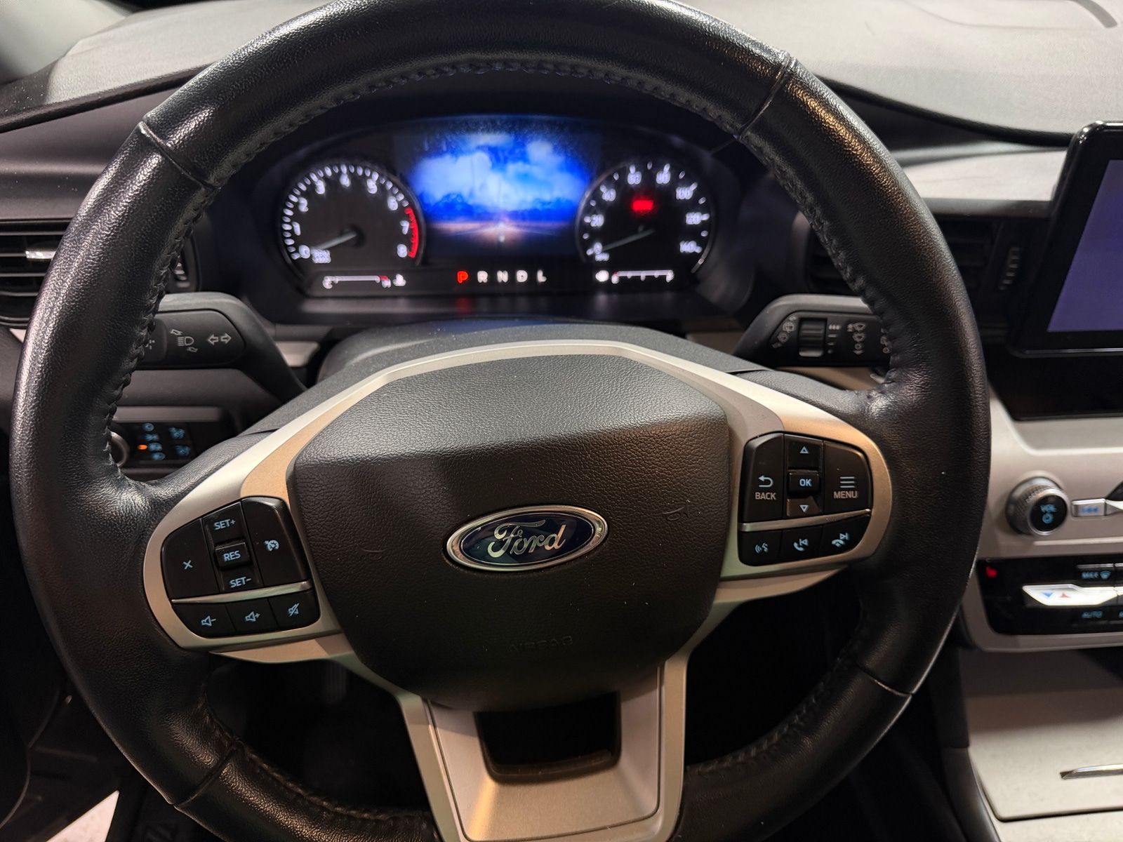 Thumbnail: 2023 Ford Explorer - 5