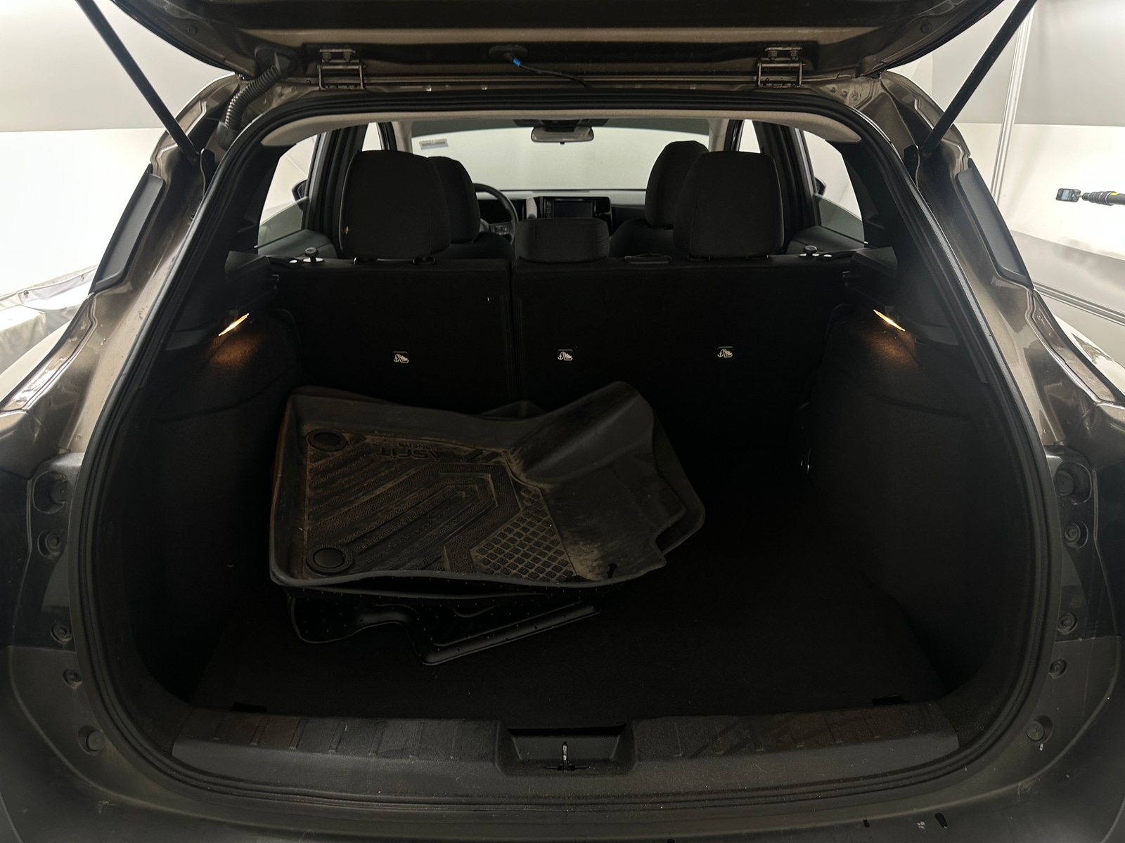 Thumbnail: 2025 Nissan Kicks - 7