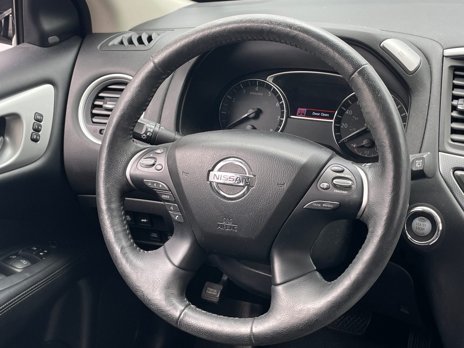 Thumbnail: 2019 Nissan Pathfinder - 4