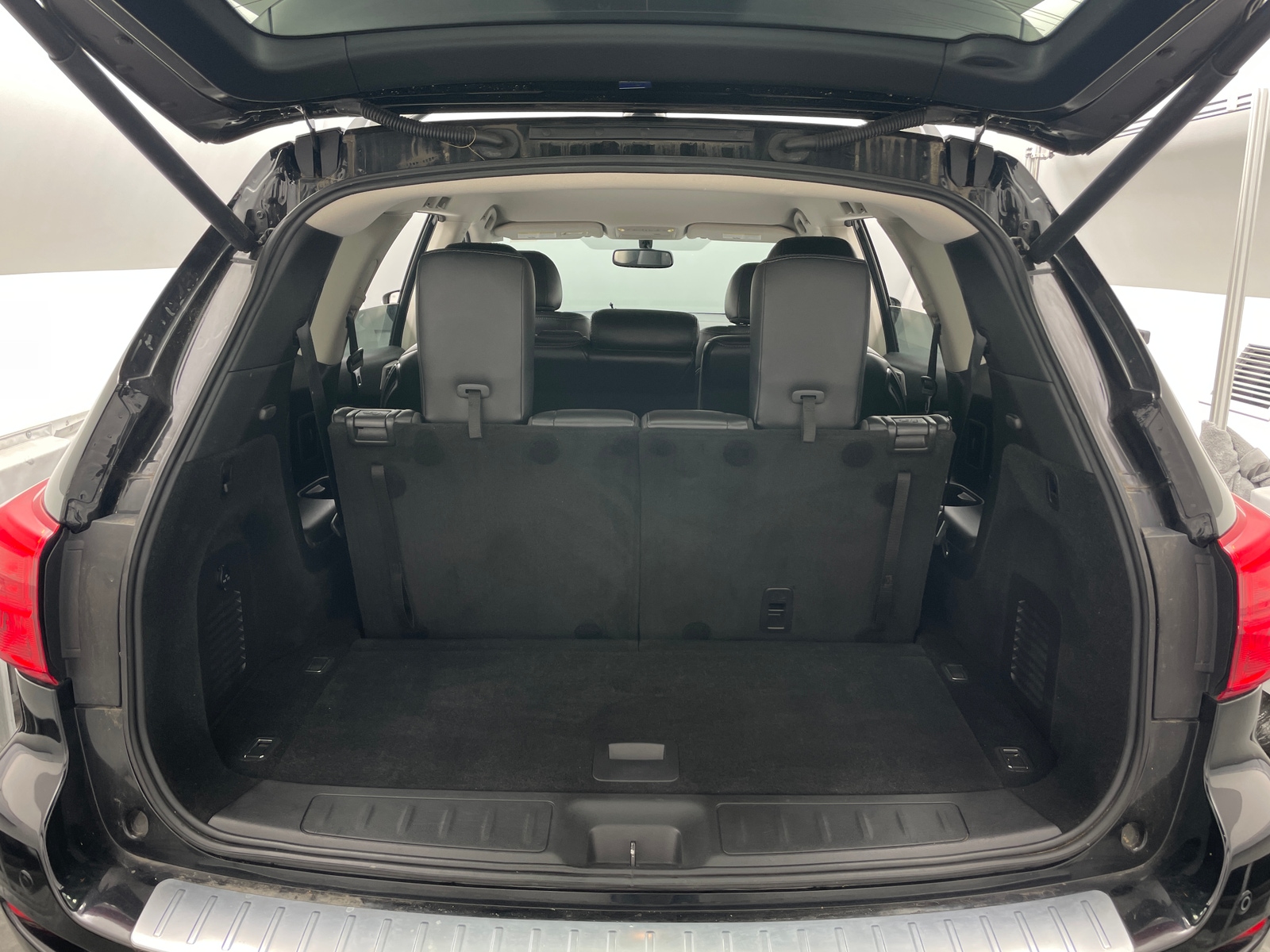 Thumbnail: 2019 Nissan Pathfinder - 6