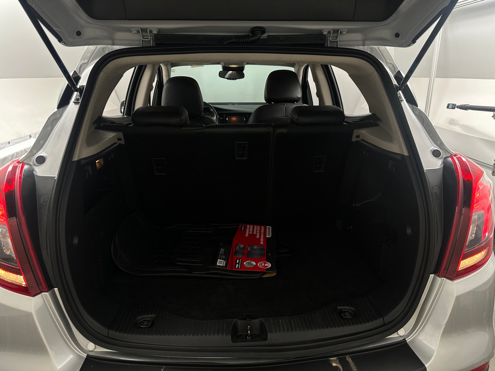 Thumbnail: 2022 Buick Encore - 6