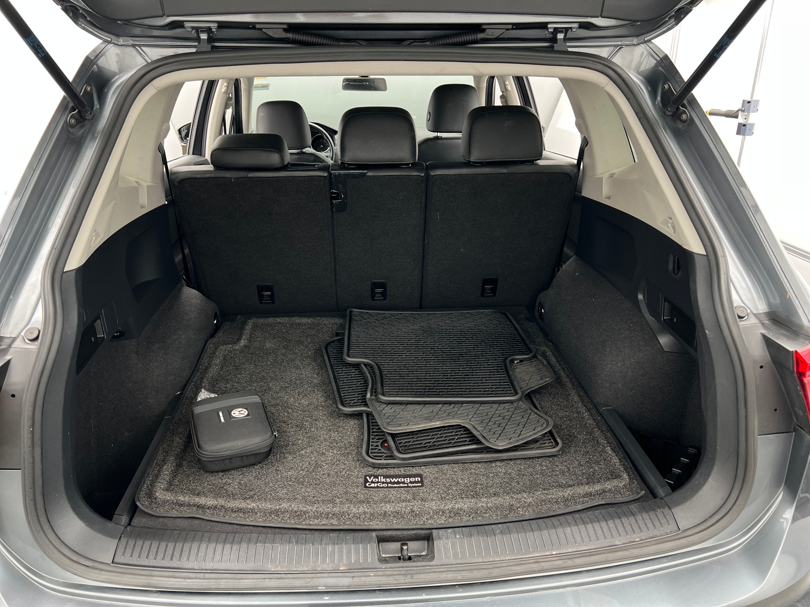 Thumbnail: 2019 Volkswagen Tiguan - 6