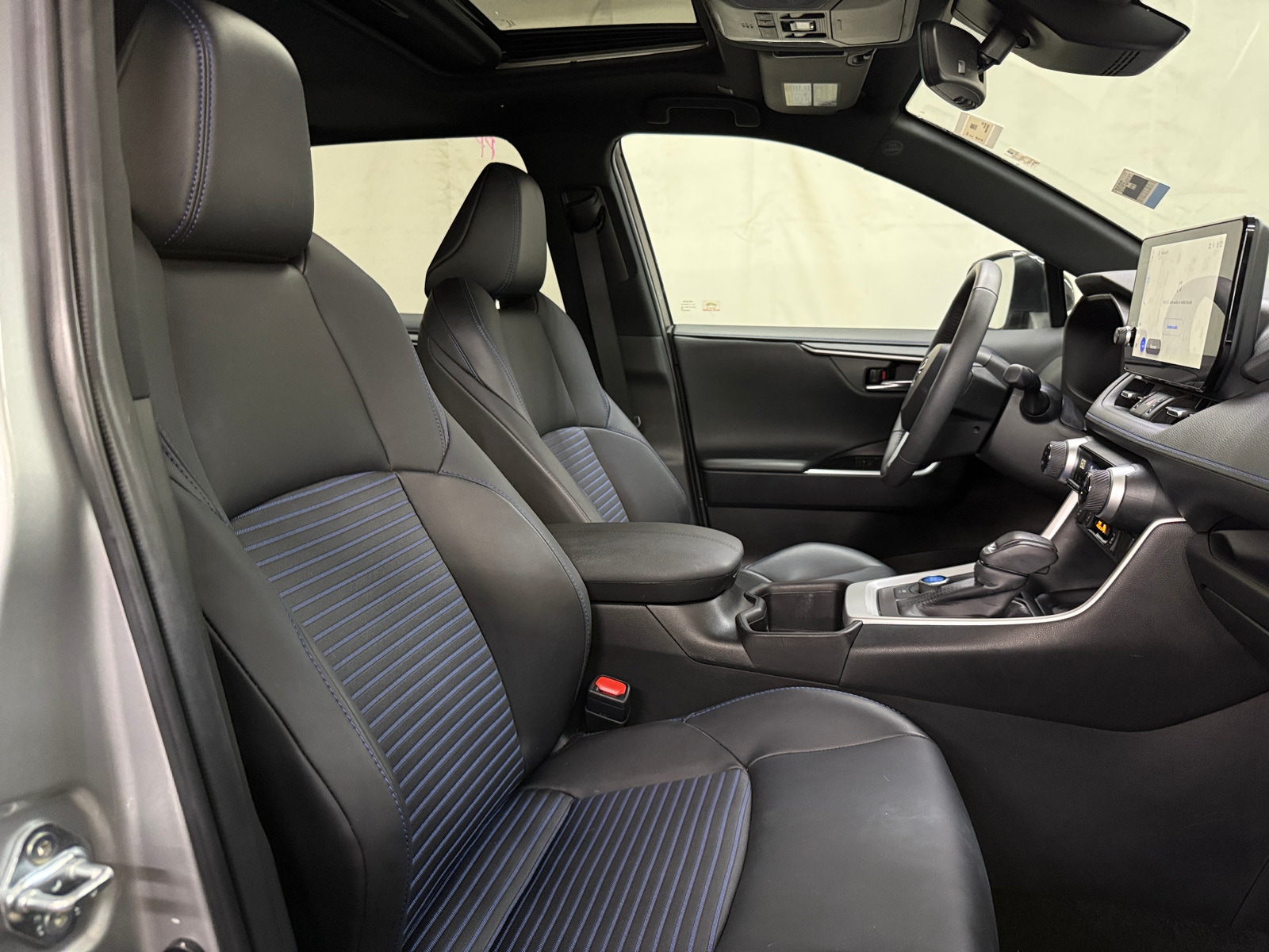 Thumbnail: 2024 Toyota RAV4 - 2