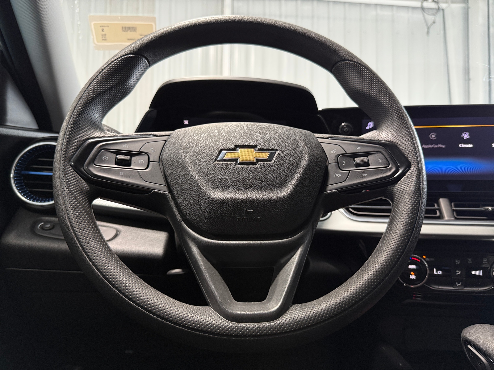 Thumbnail: 2026 Chevrolet Trax - 4