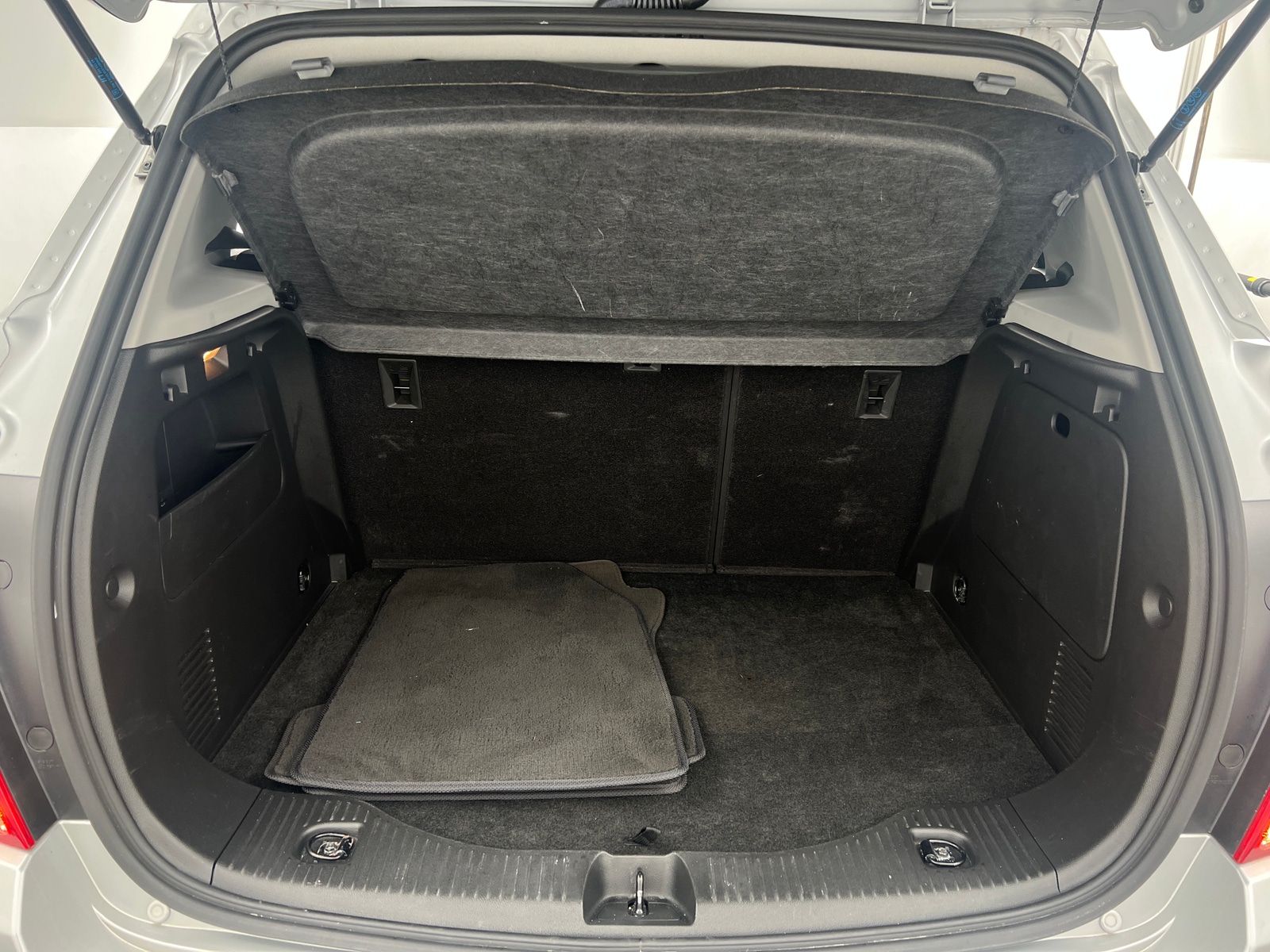 Thumbnail: 2021 Chevrolet Trax - 6