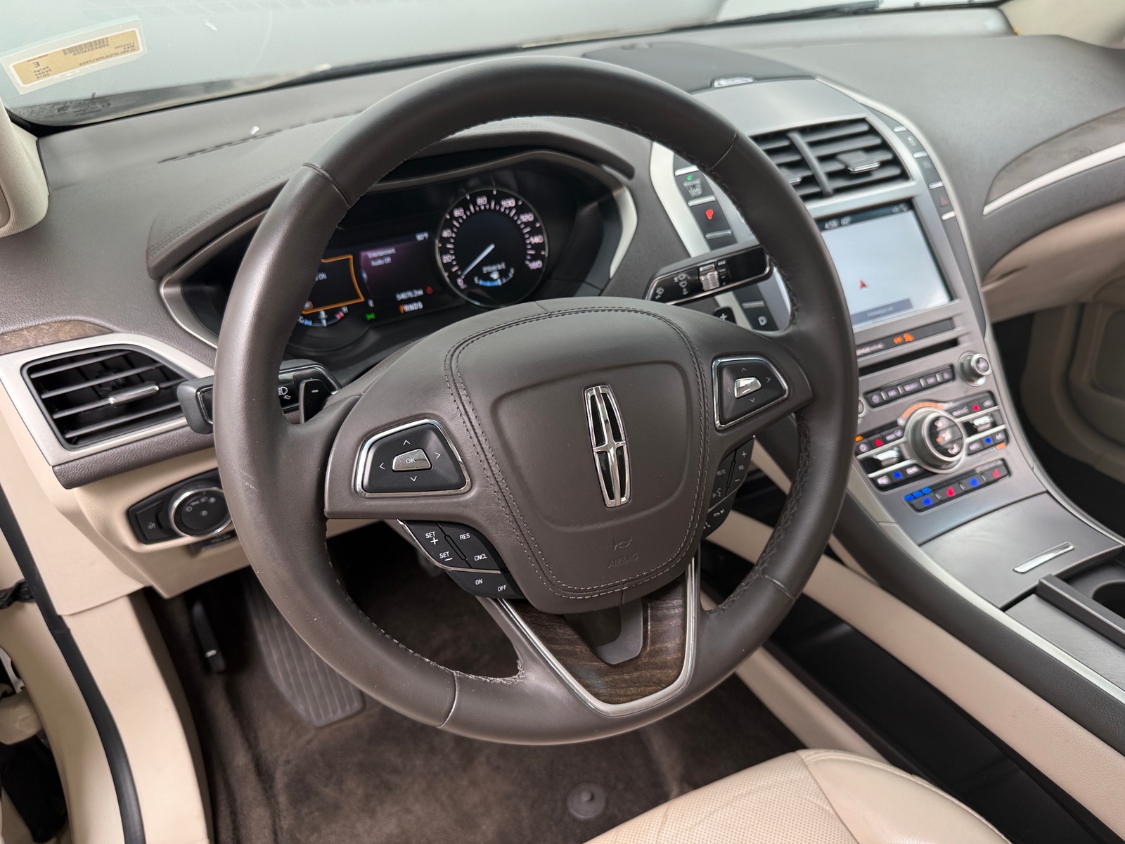 Thumbnail: 2018 Lincoln MKZ - 4