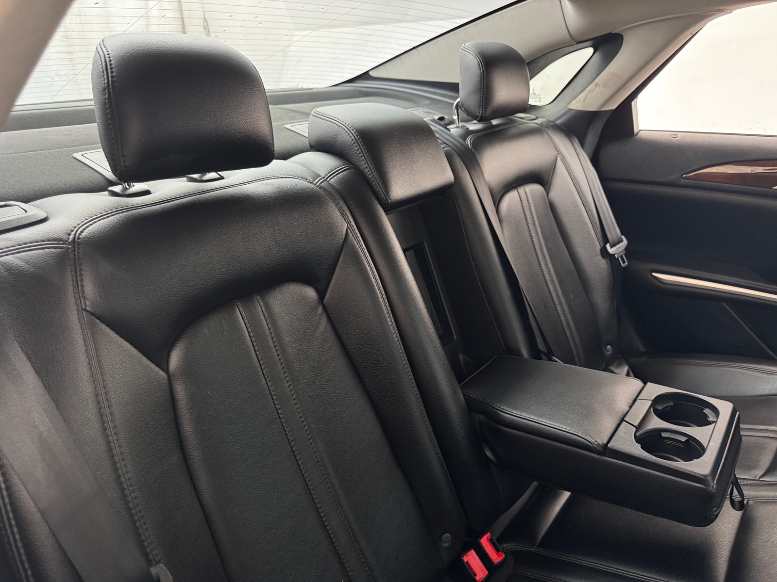 Thumbnail: 2016 Lincoln MKZ - 5