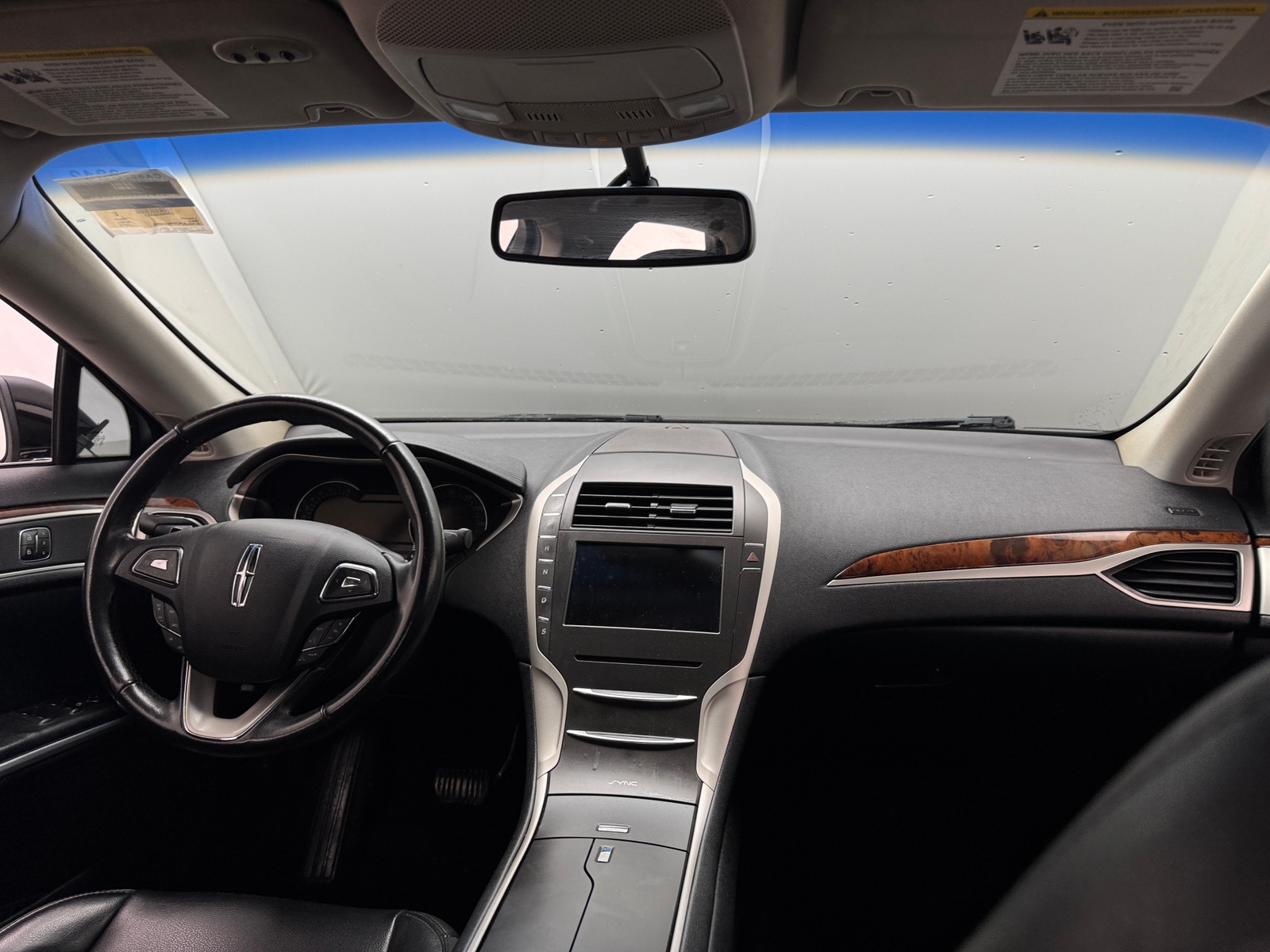 Thumbnail: 2016 Lincoln MKZ - 2
