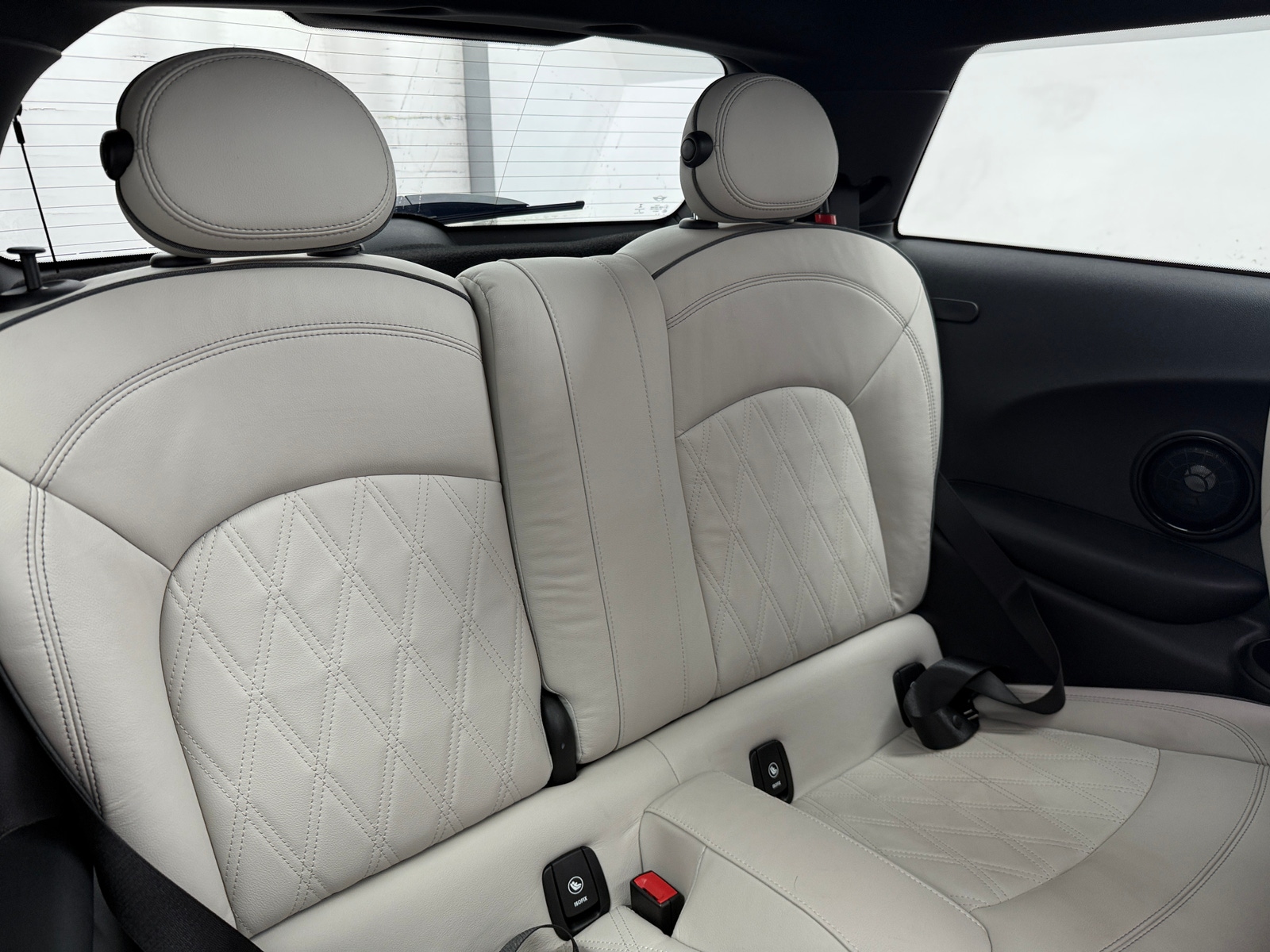 Thumbnail: 2022 MINI Cooper Hardtop - 5