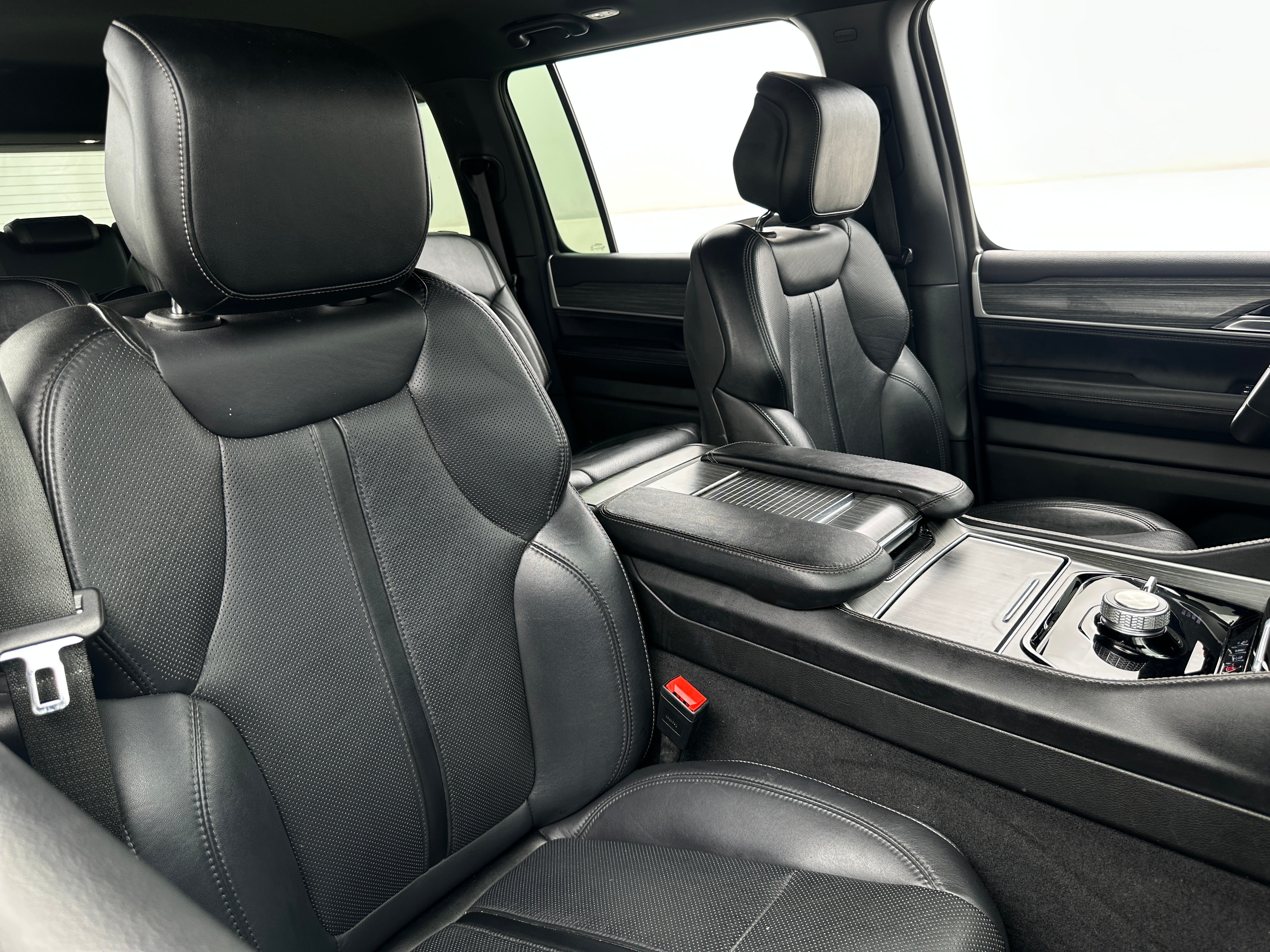 2024 Jeep Wagoneer