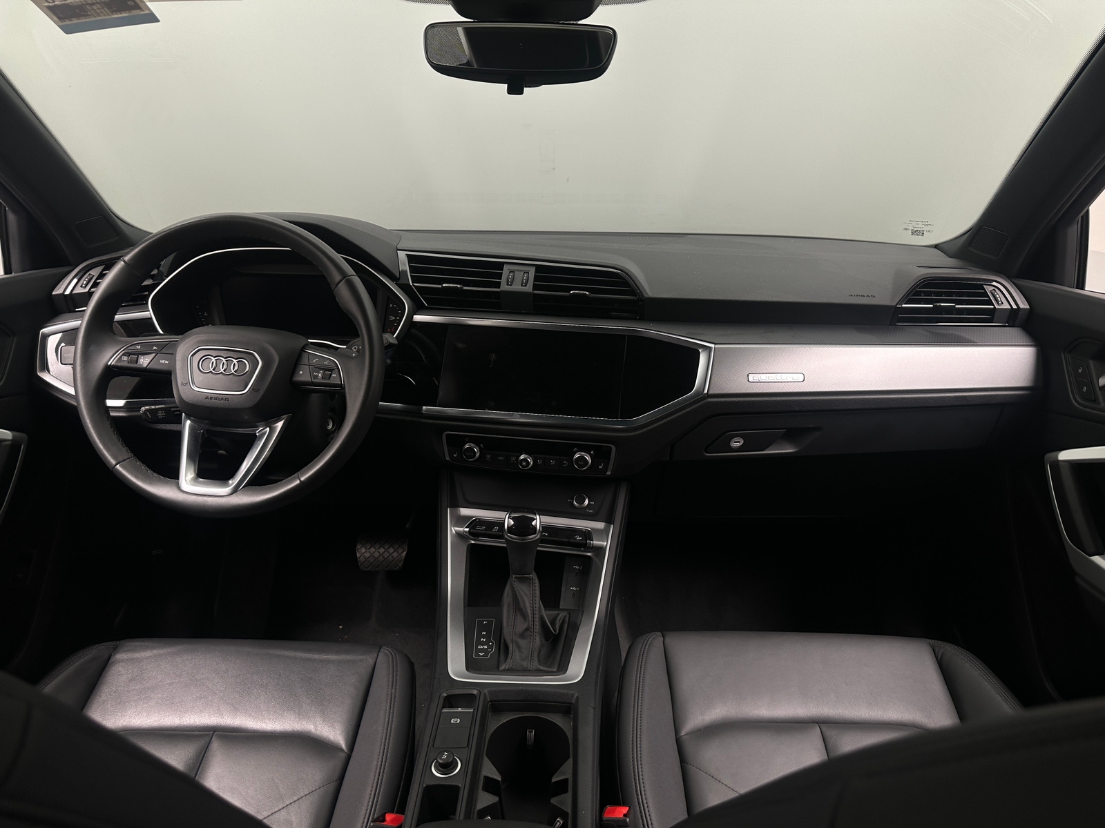 Thumbnail: 2025 Audi Q3 - 2