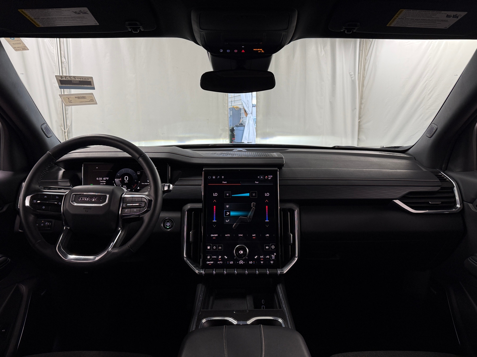 Thumbnail: 2025 GMC Acadia - 3