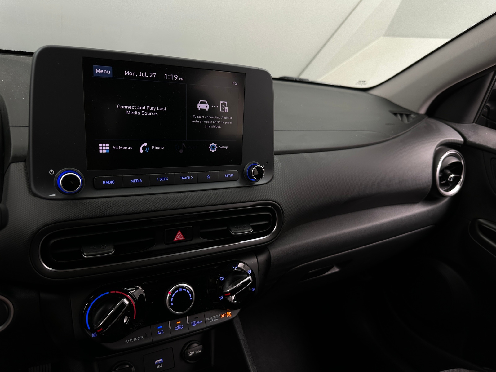 Thumbnail: 2023 Hyundai Kona - 4
