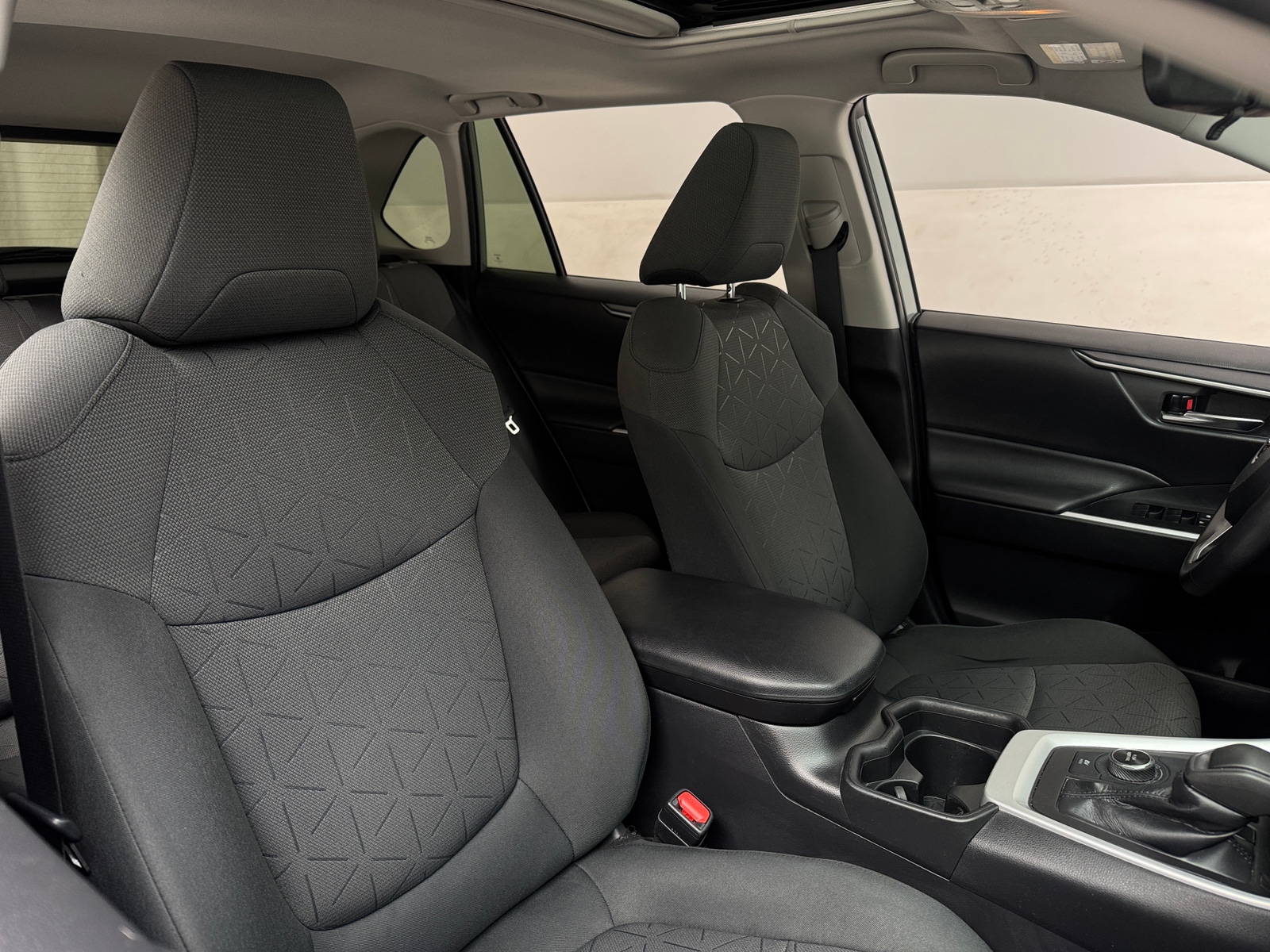 Thumbnail: 2021 Toyota RAV4 - 2