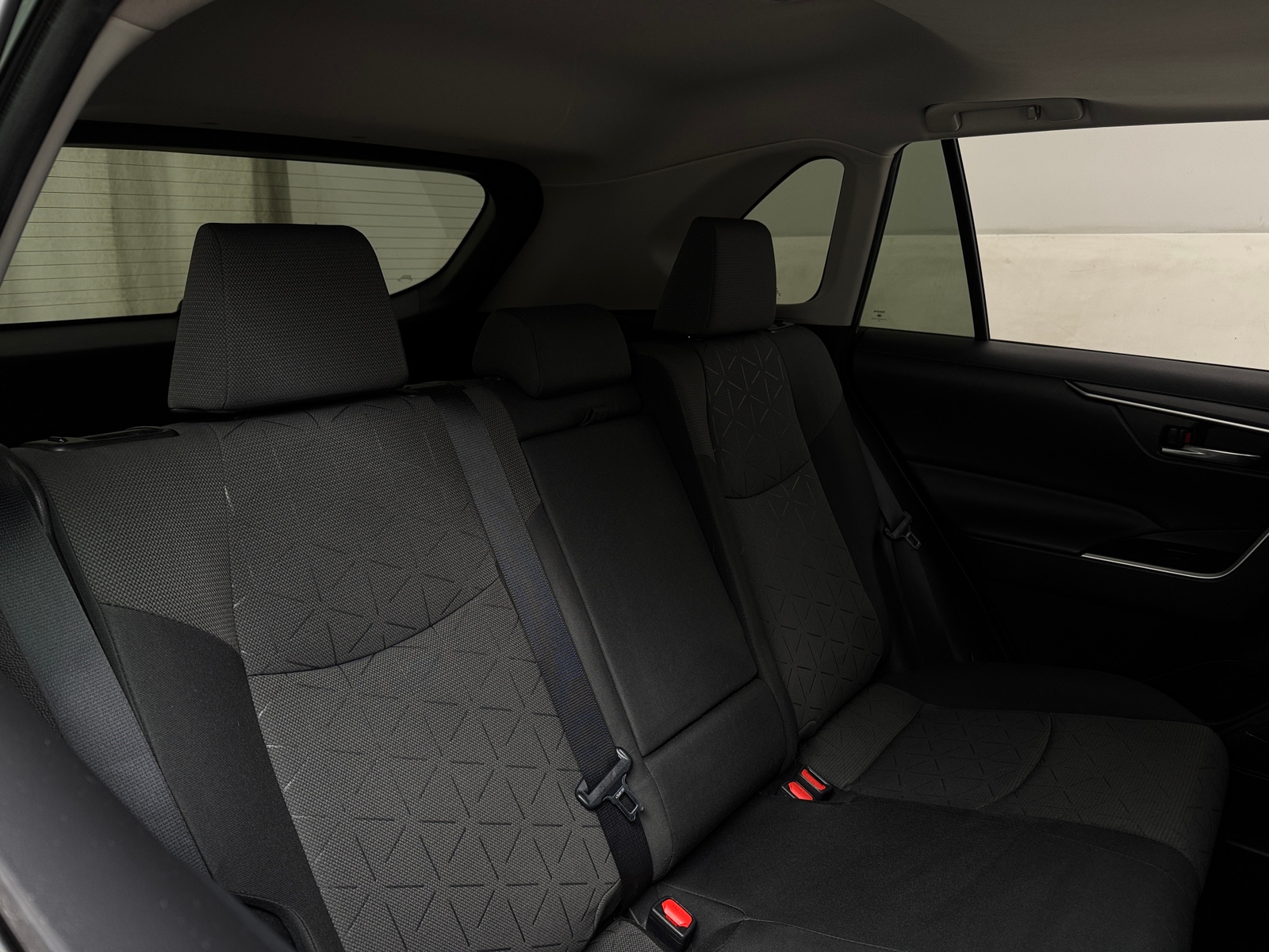 Thumbnail: 2021 Toyota RAV4 - 6