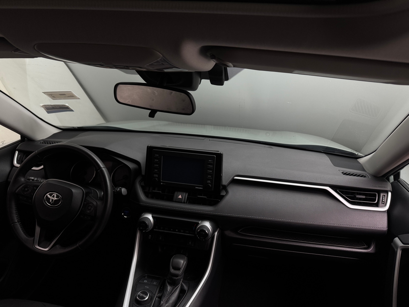 Thumbnail: 2021 Toyota RAV4 - 3