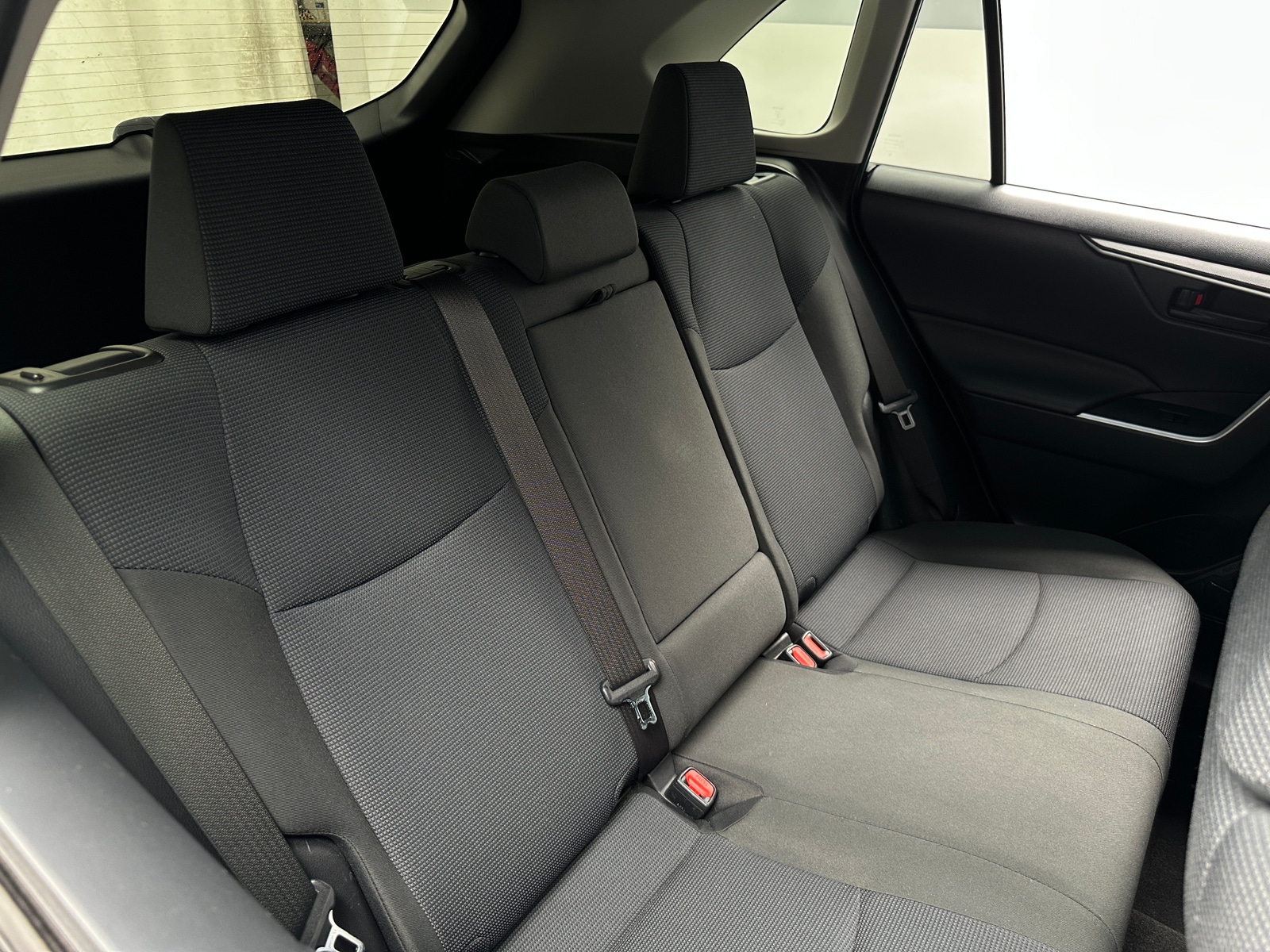 Thumbnail: 2019 Toyota RAV4 - 6