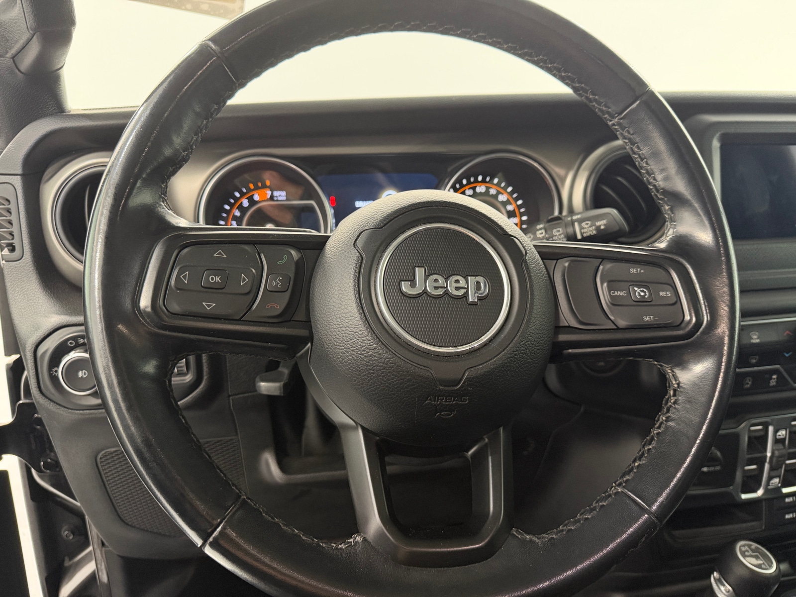 Thumbnail: 2021 Jeep Wrangler - 5