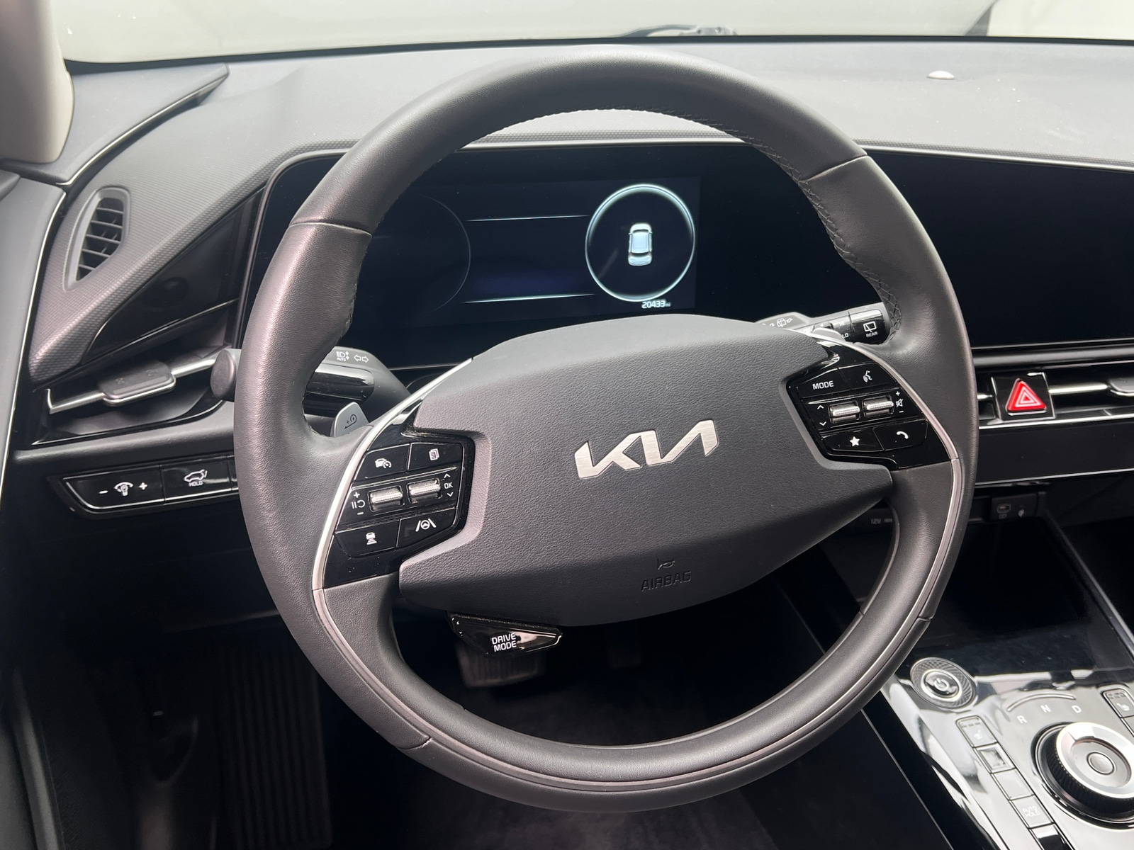 Thumbnail: 2024 Kia Niro - 4