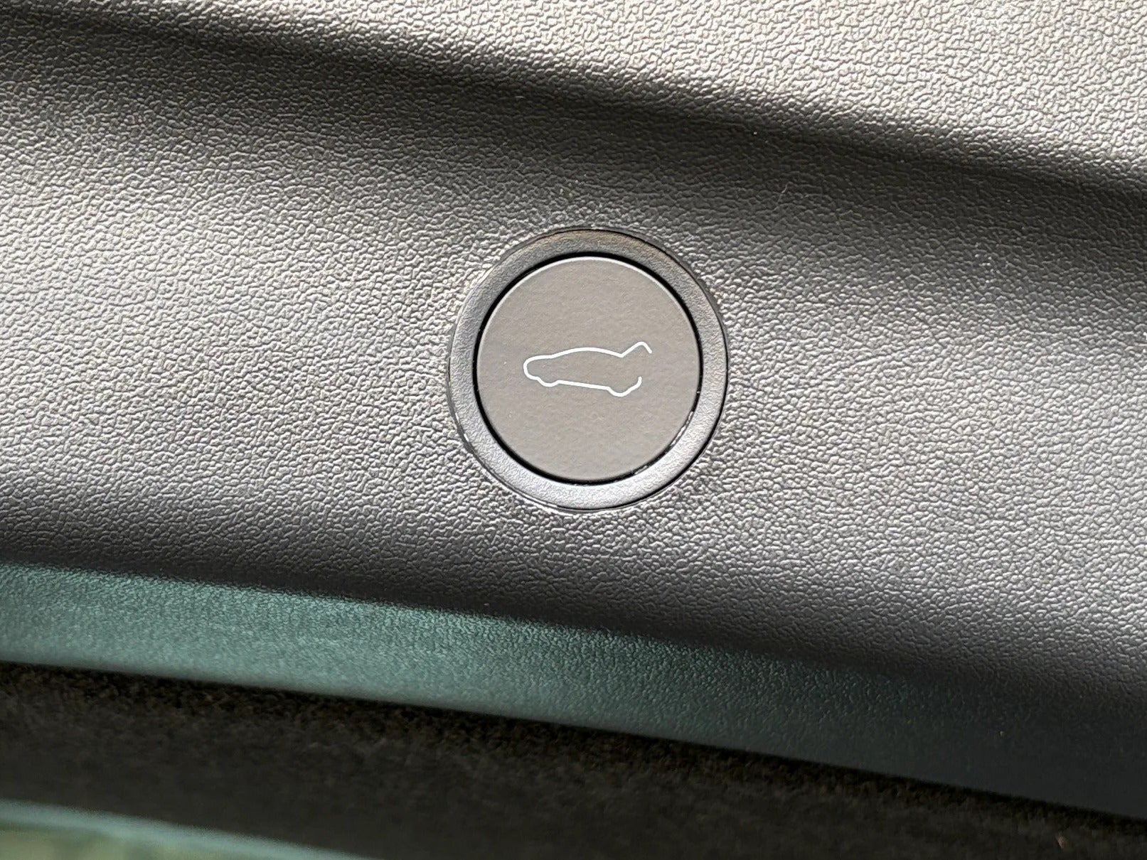 Used 2025 Tesla Model Y Long Range with VIN 7SAYGDED0SA376607 for sale in Pewaukee, WI