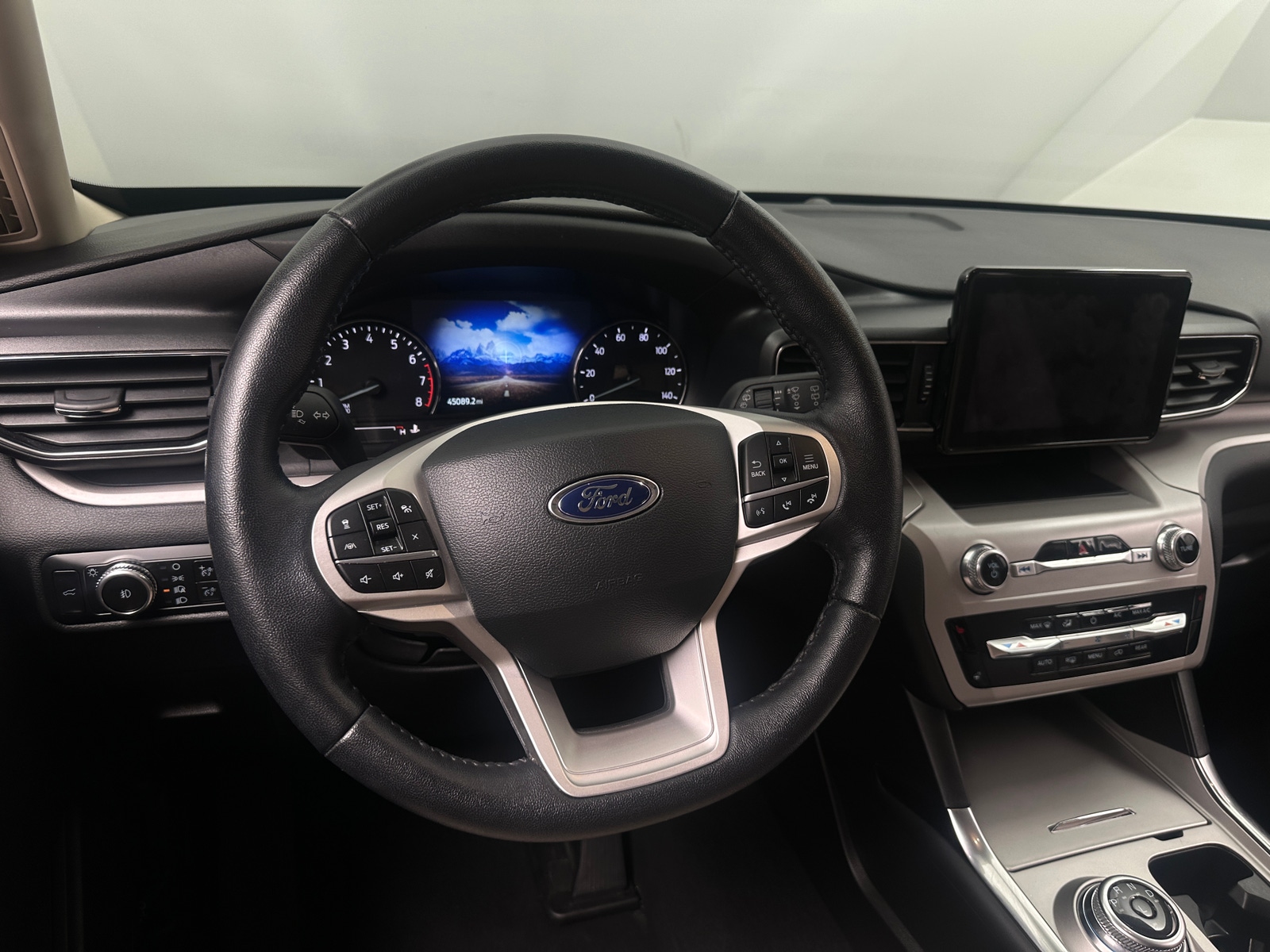 Thumbnail: 2023 Ford Explorer - 4