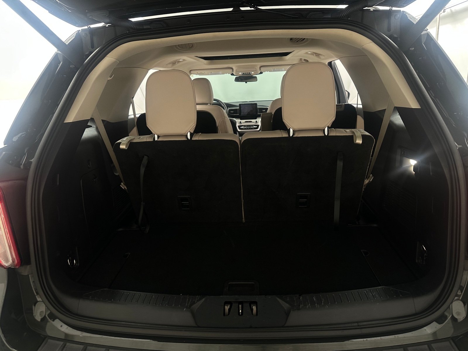 Thumbnail: 2023 Ford Explorer - 6