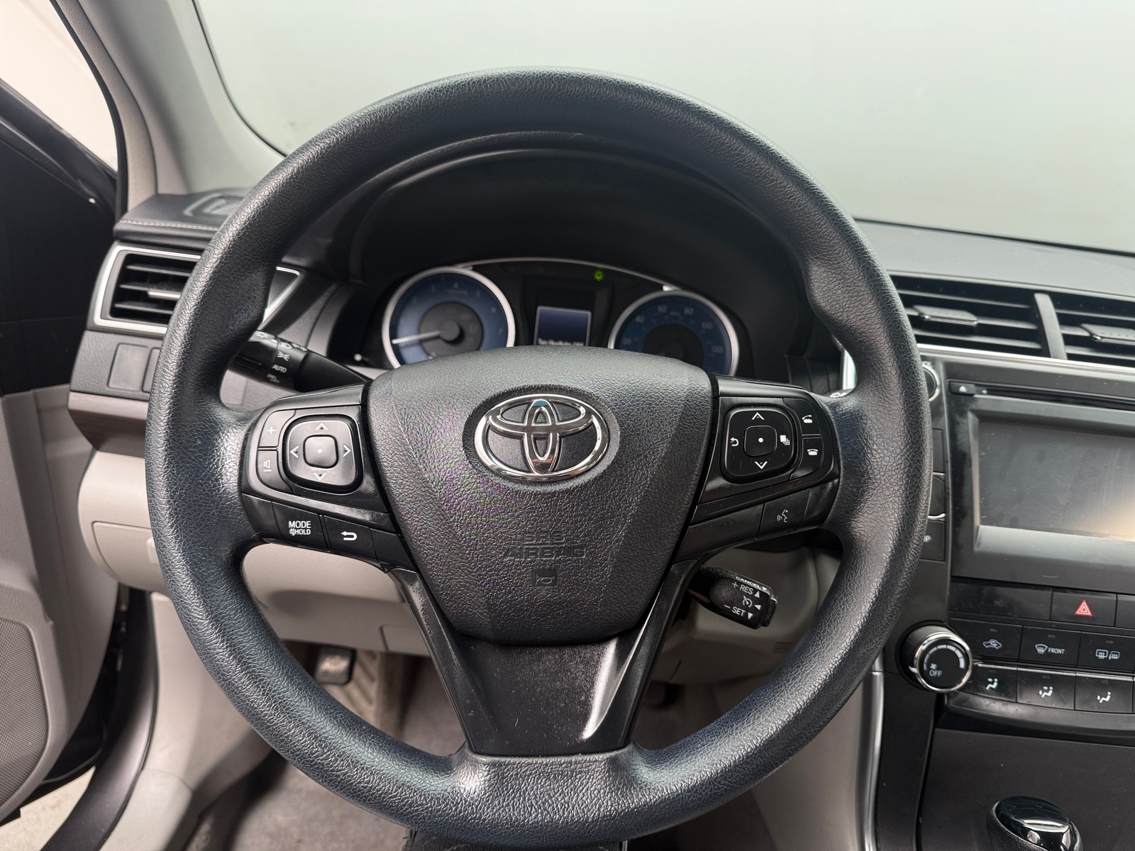Thumbnail: 2017 Toyota Camry - 5