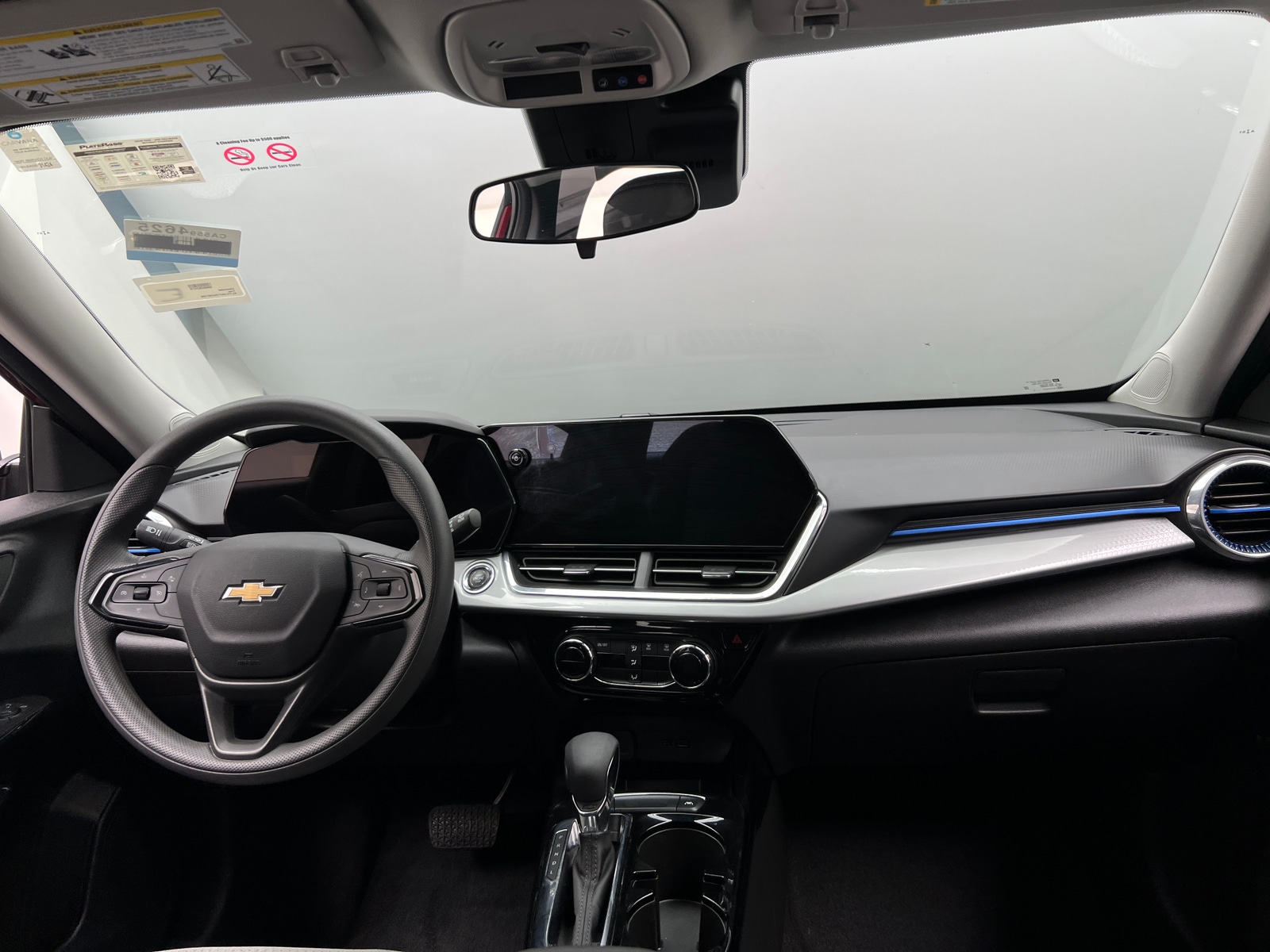 Thumbnail: 2025 Chevrolet Trax - 2