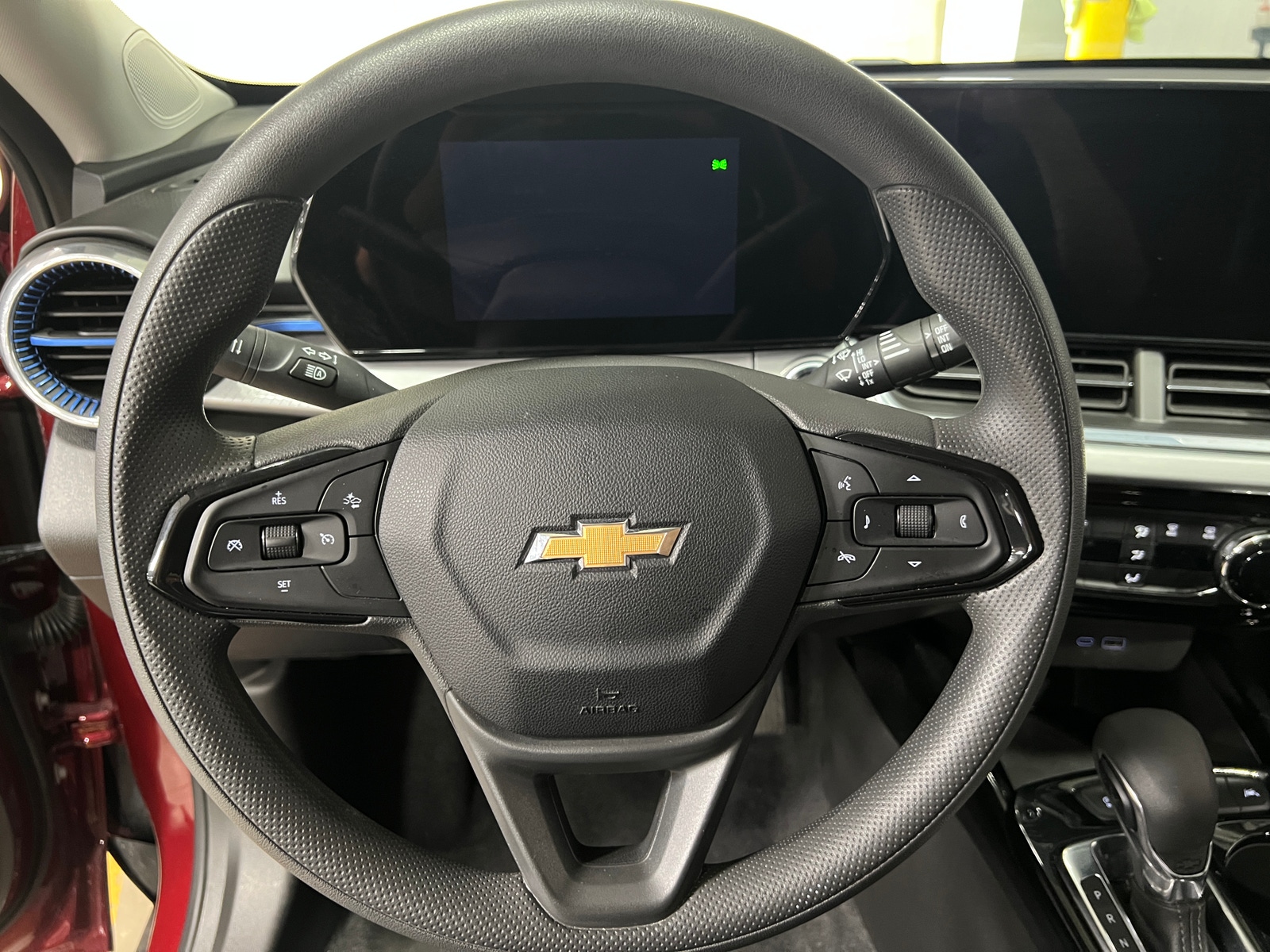 Thumbnail: 2025 Chevrolet Trax - 4