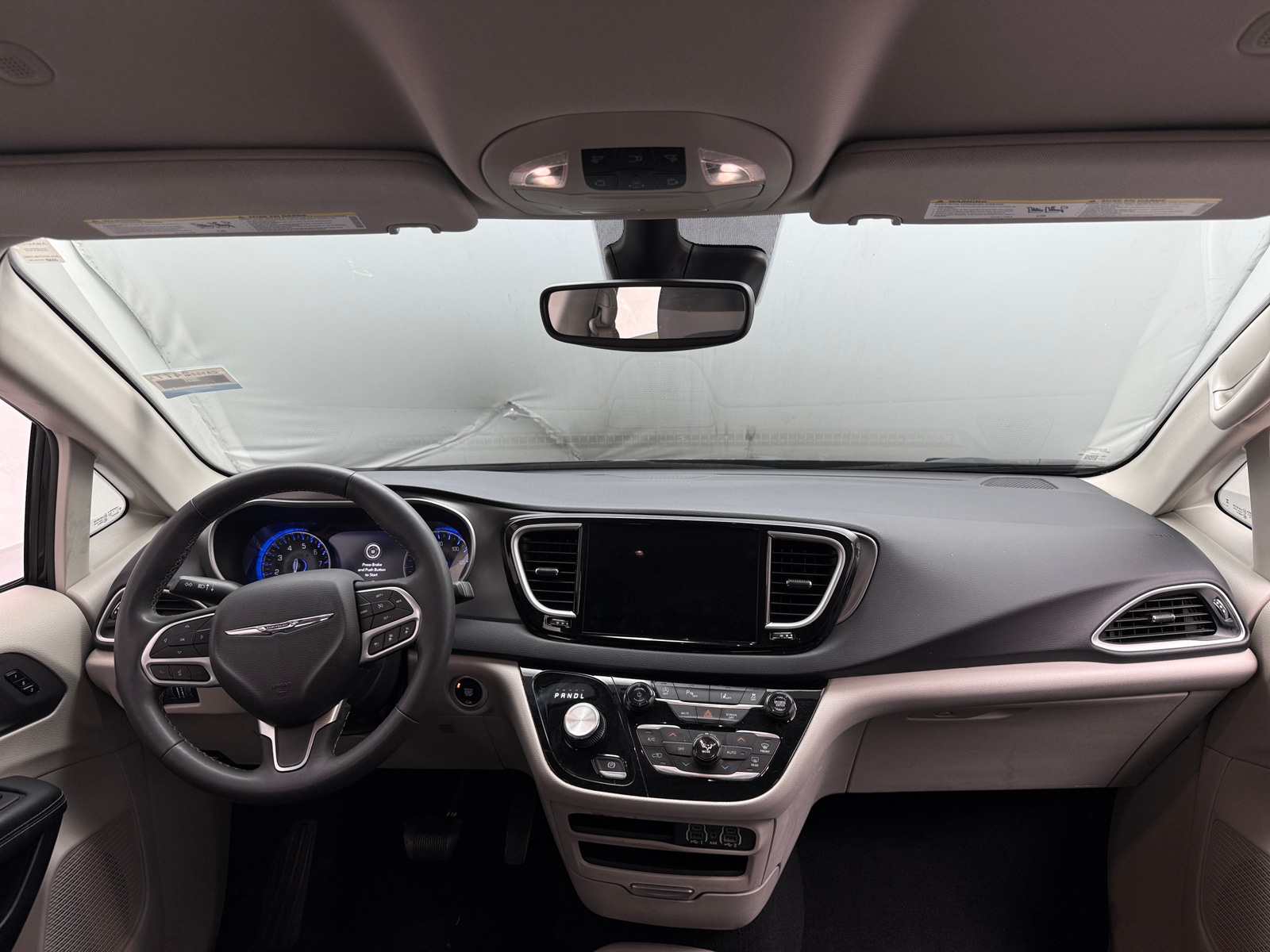 Thumbnail: 2023 Chrysler Pacifica - 2