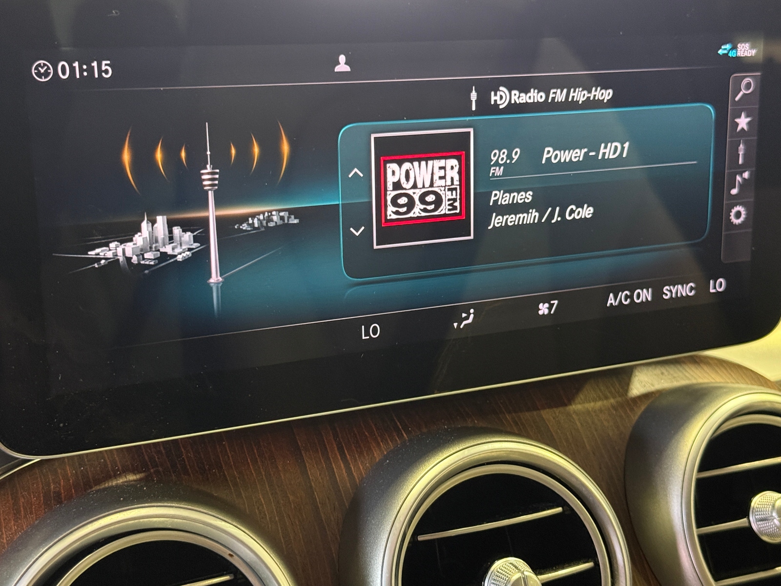 Thumbnail: 2021 Mercedes-Benz C-Class - 3