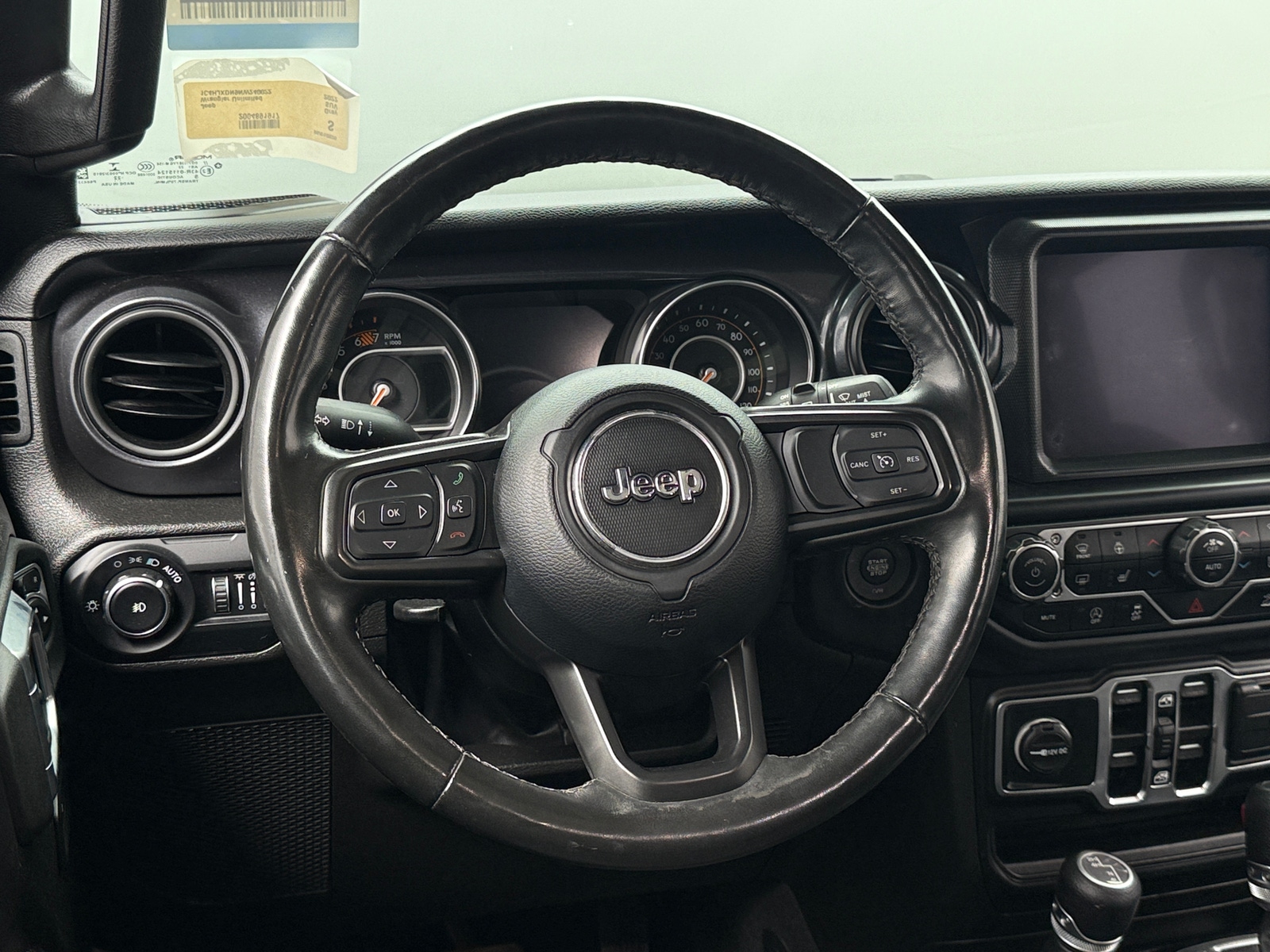Thumbnail: 2022 Jeep Wrangler - 5