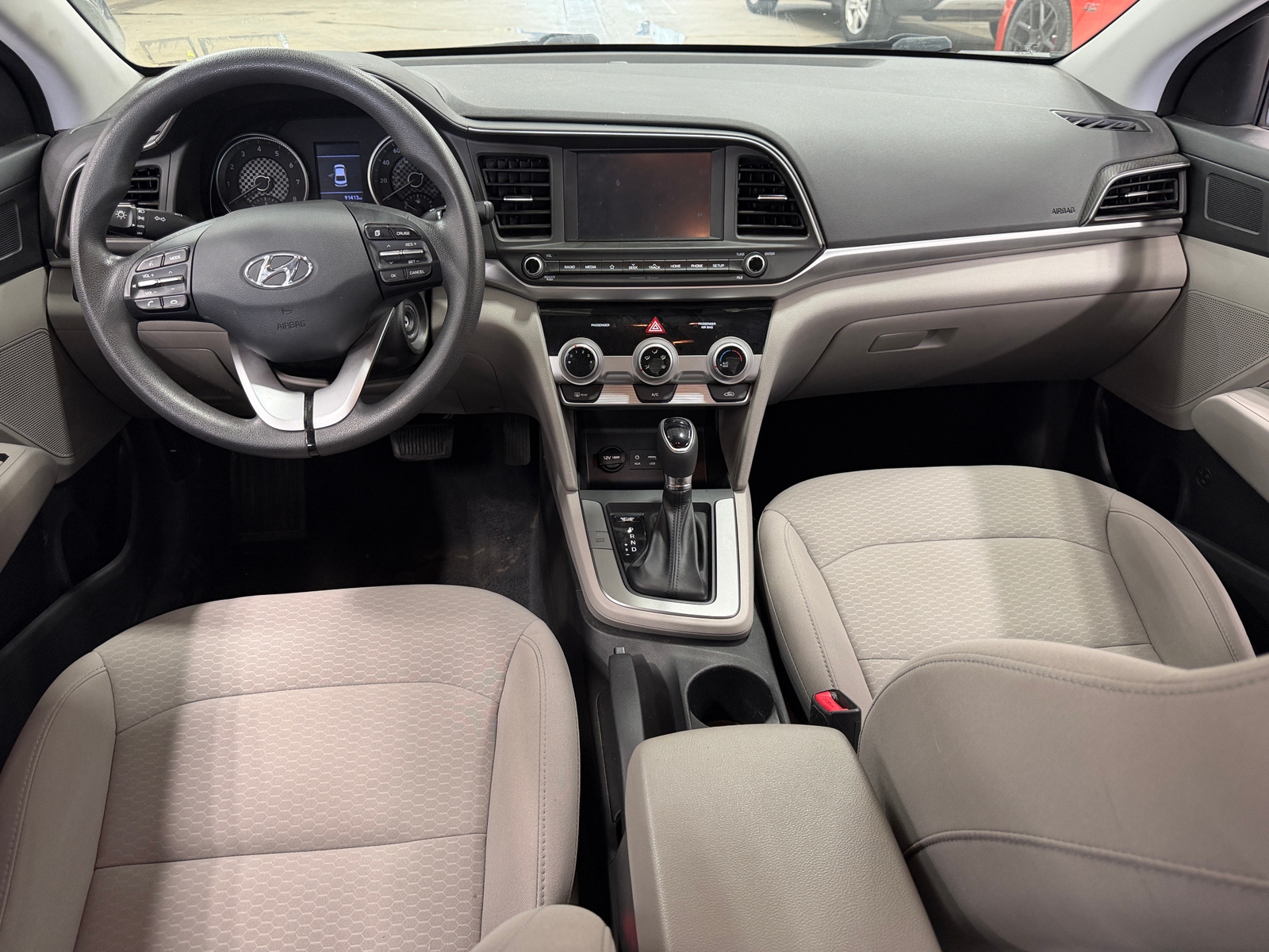 Thumbnail: 2019 Hyundai Elantra - 3