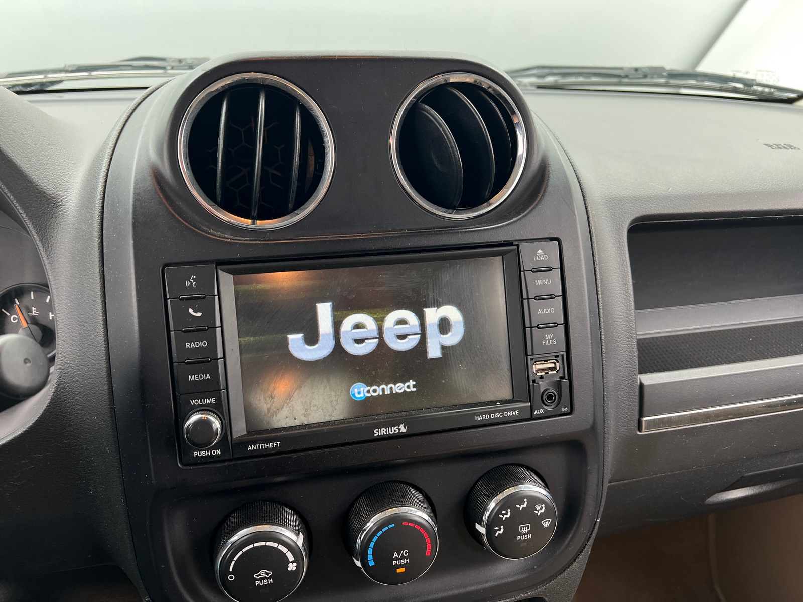 Thumbnail: 2016 Jeep Patriot - 4
