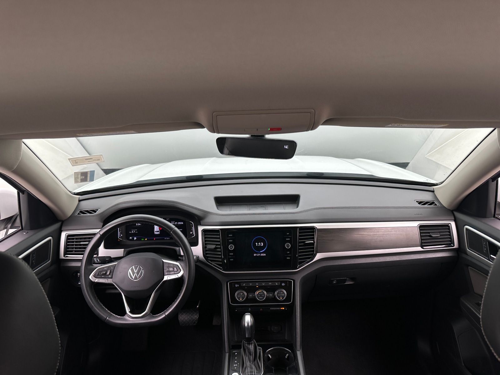 Thumbnail: 2022 Volkswagen Atlas - 2