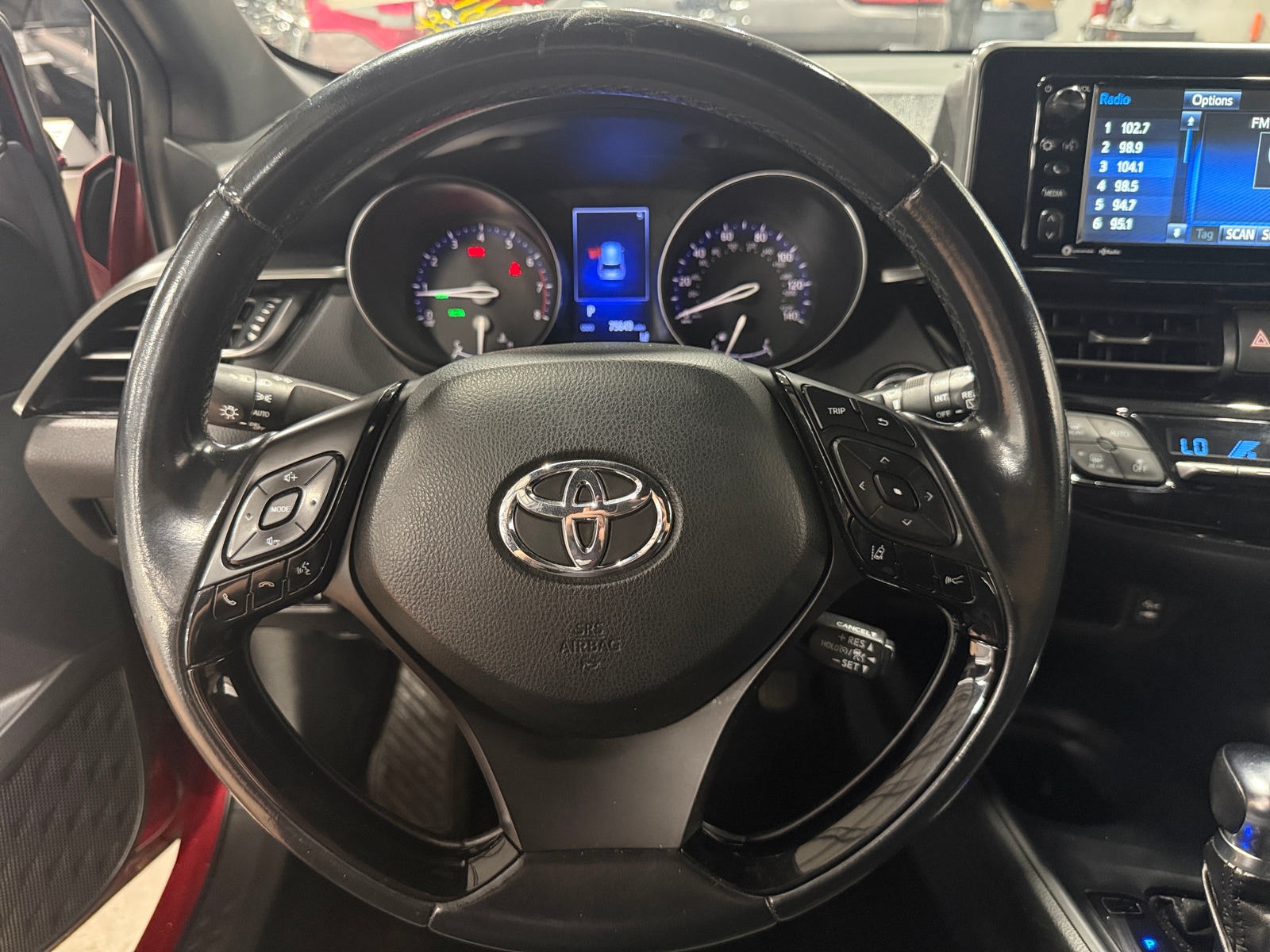 Thumbnail: 2018 Toyota C-HR - 5