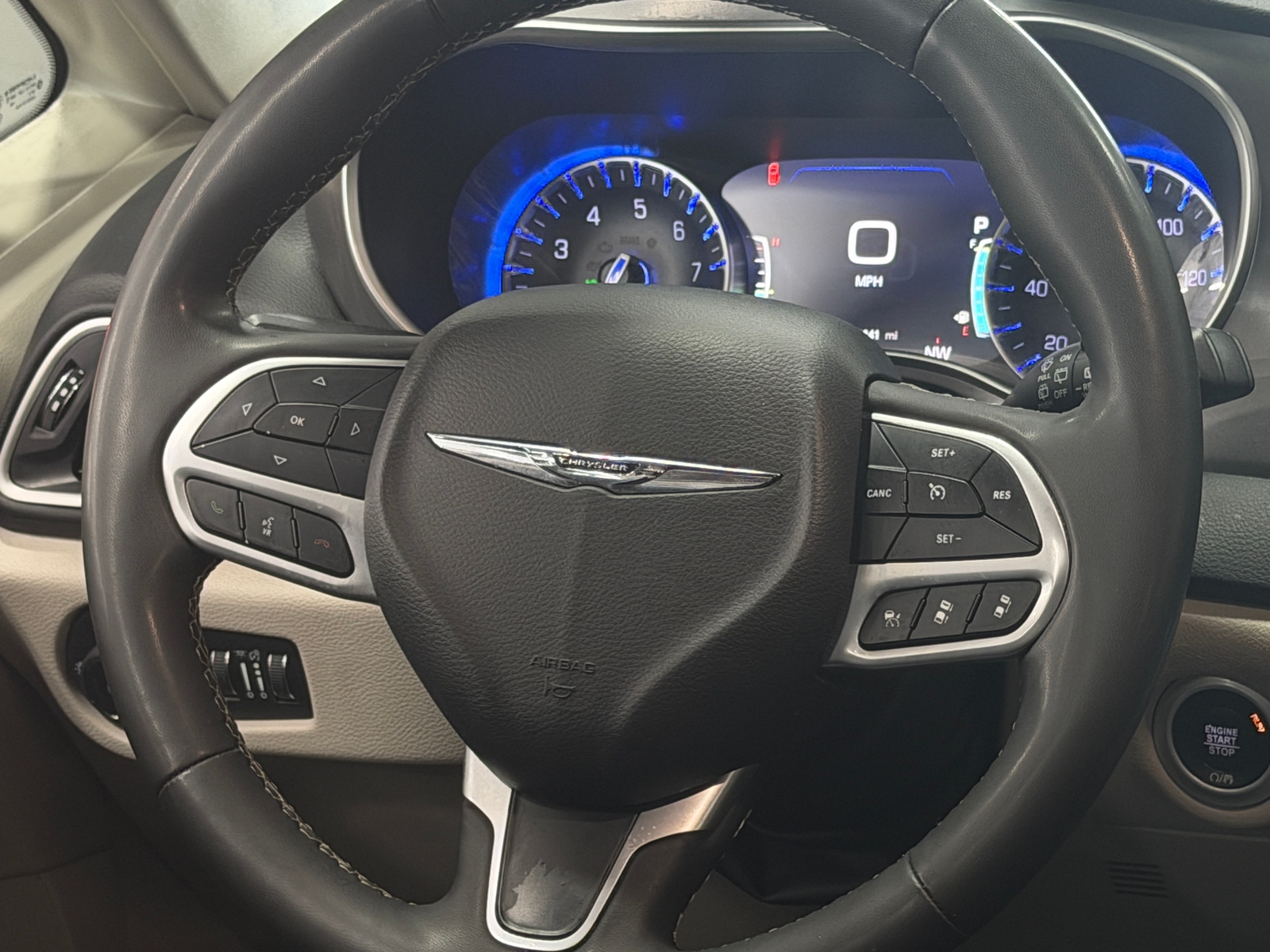 Thumbnail: 2024 Chrysler Pacifica - 4