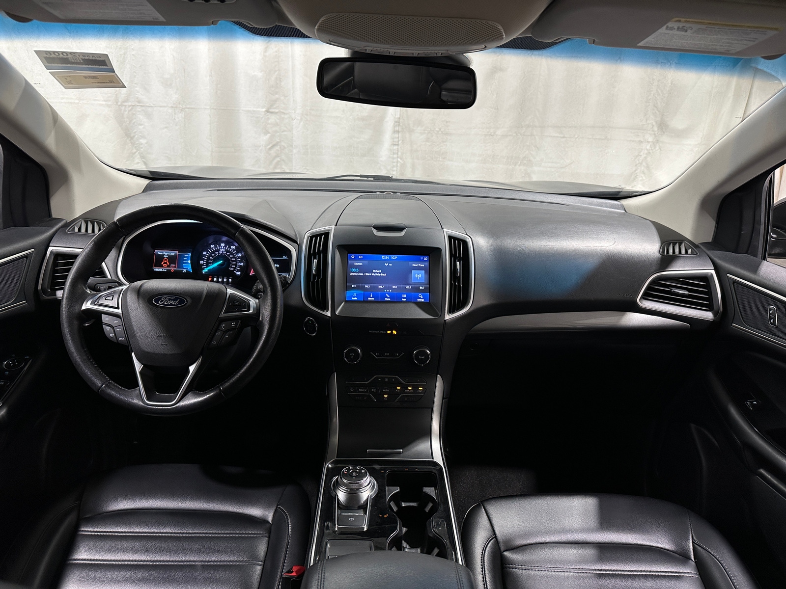 Thumbnail: 2019 Ford Edge - 2