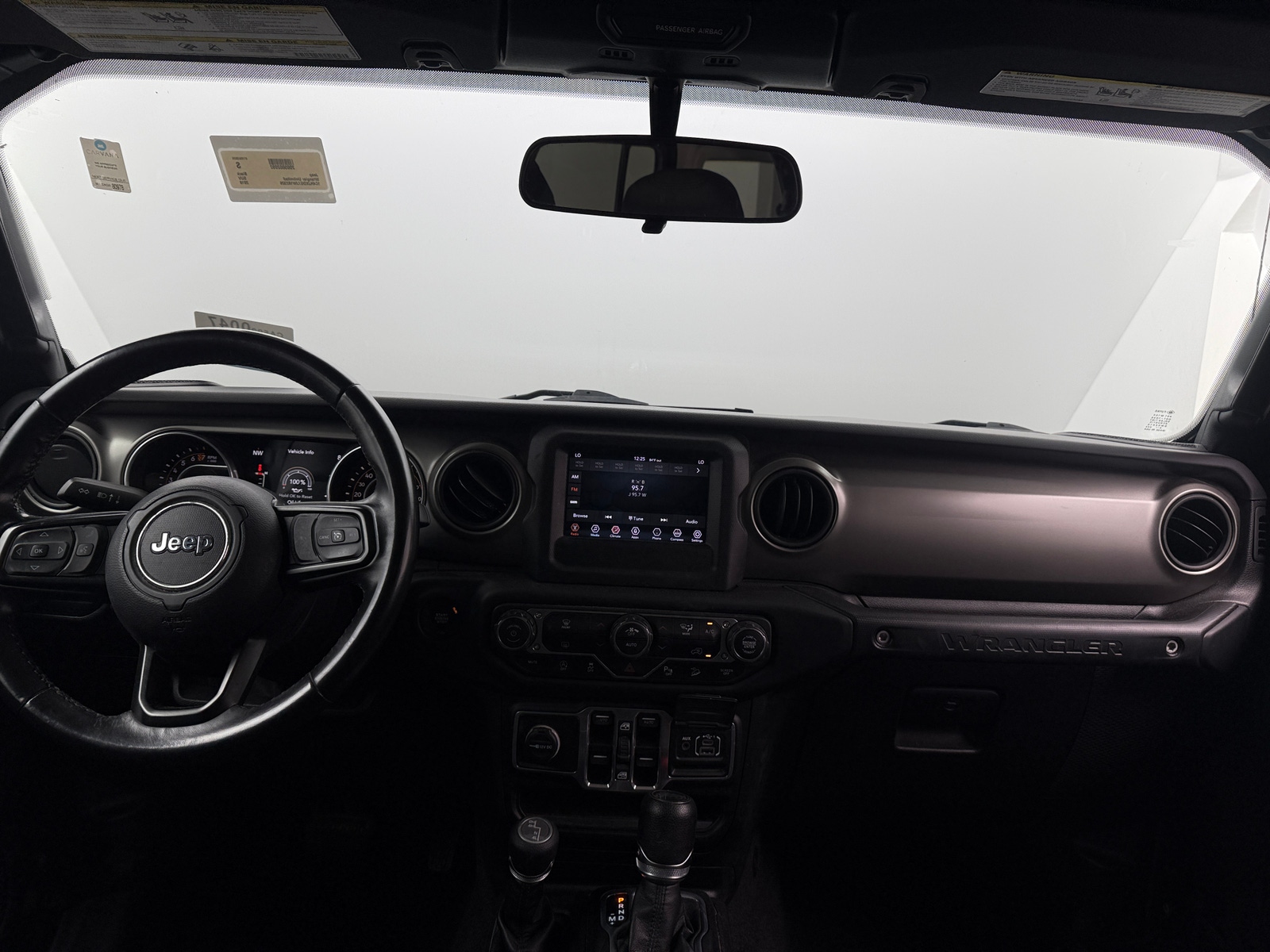 Thumbnail: 2018 Jeep Wrangler - 3
