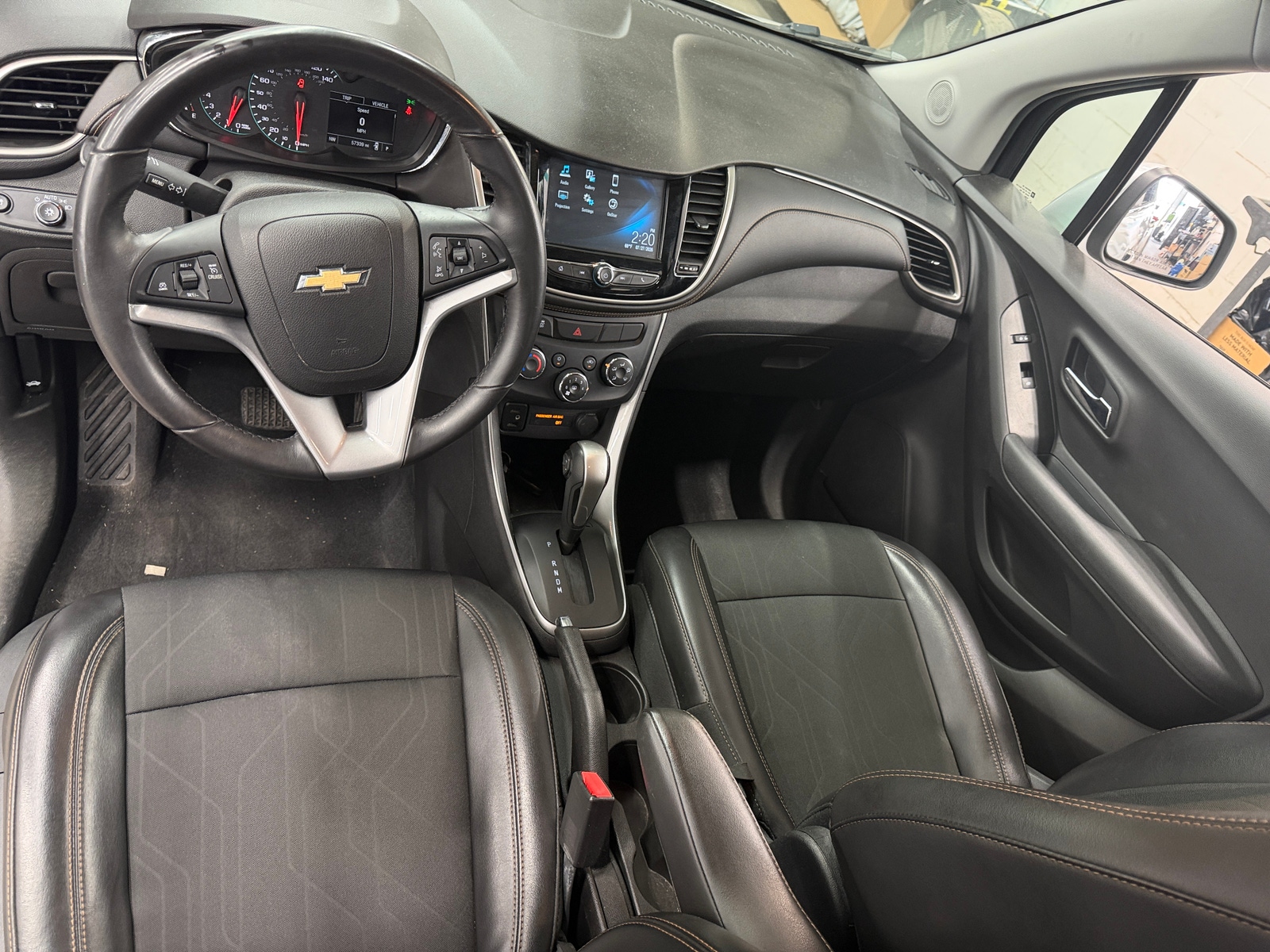 Thumbnail: 2017 Chevrolet Trax - 2