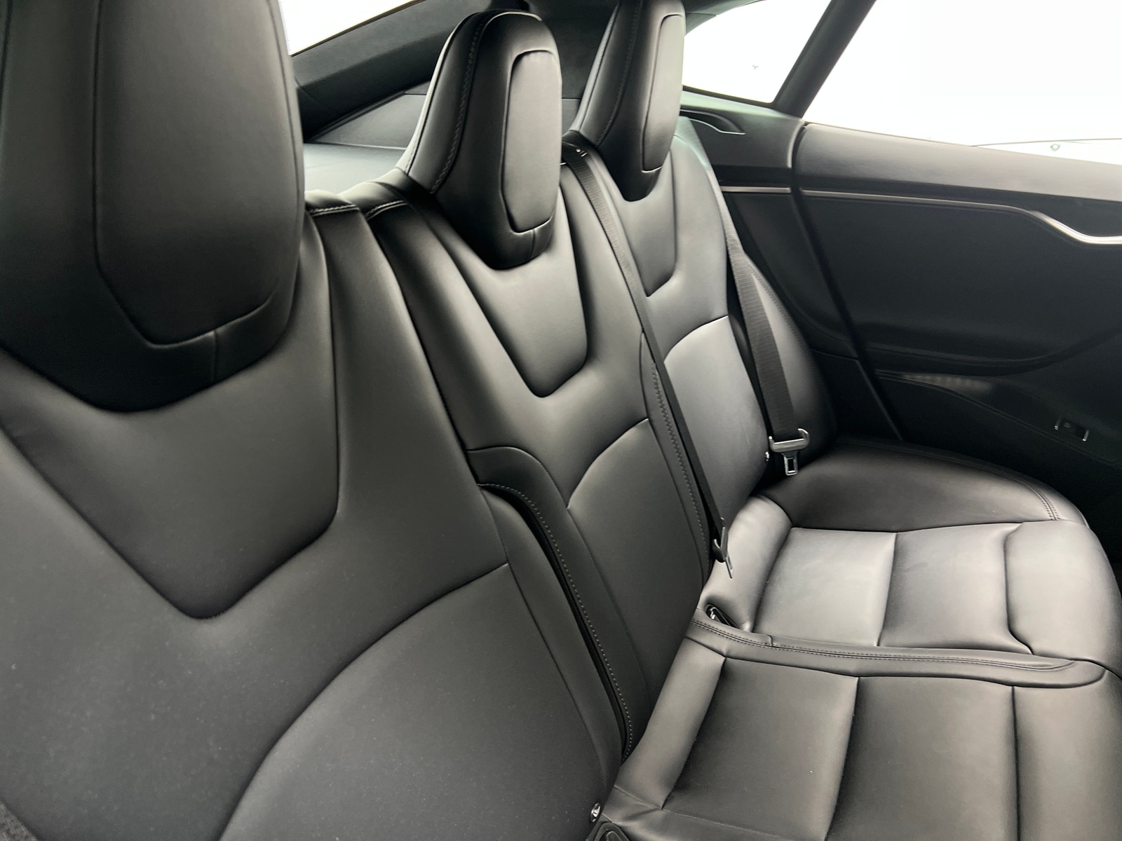 Thumbnail: 2020 Tesla Model S - 6