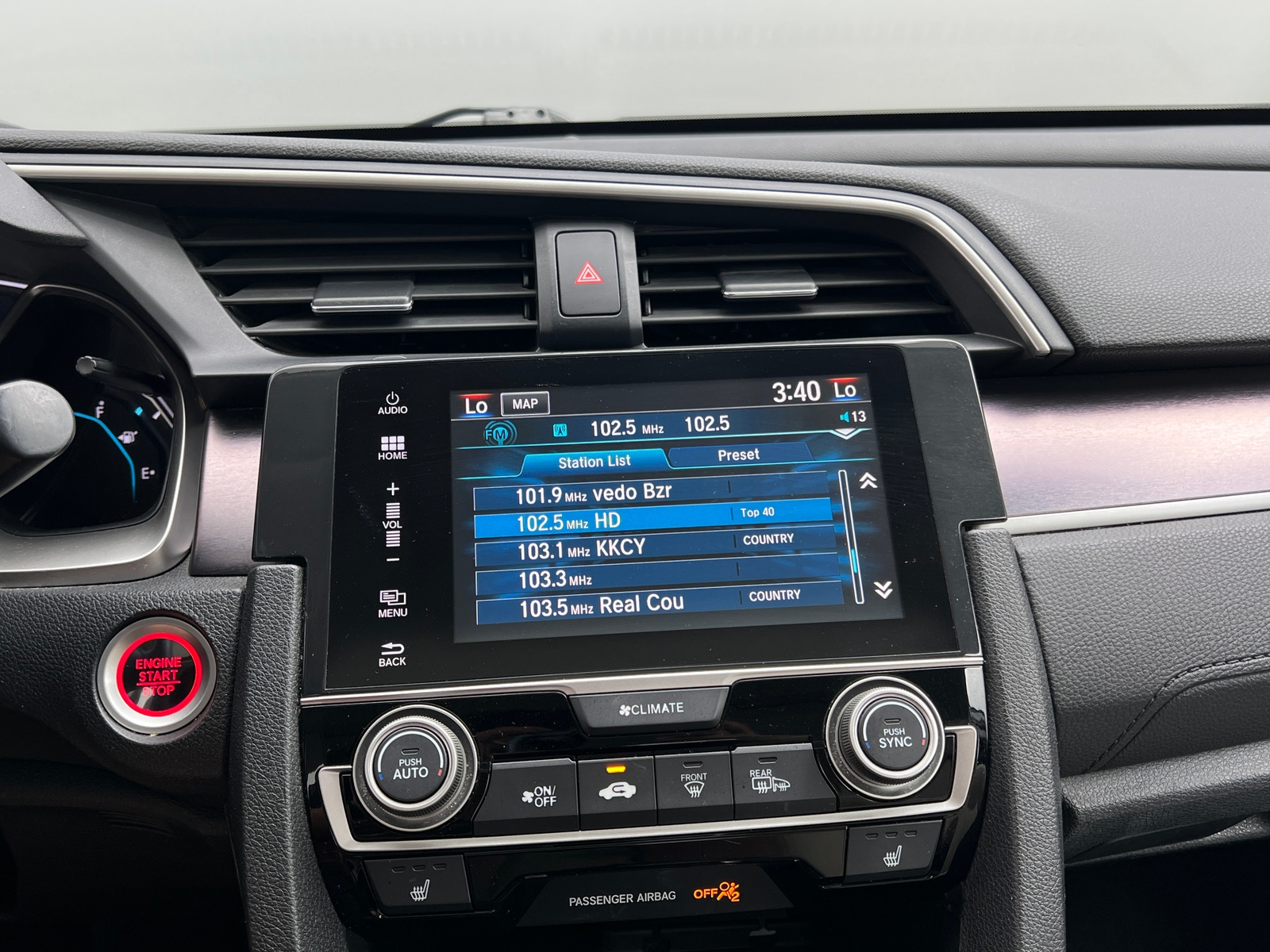 Thumbnail: 2016 Honda Civic - 4
