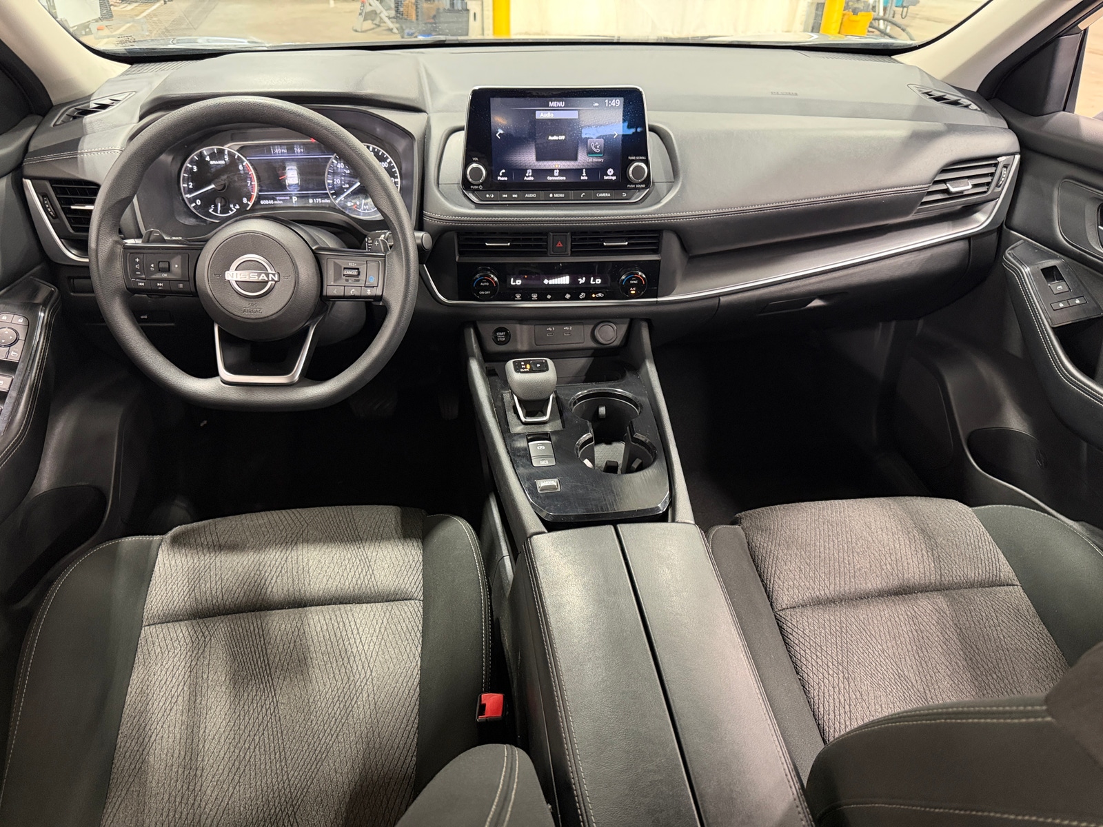 Thumbnail: 2024 Nissan Rogue - 3