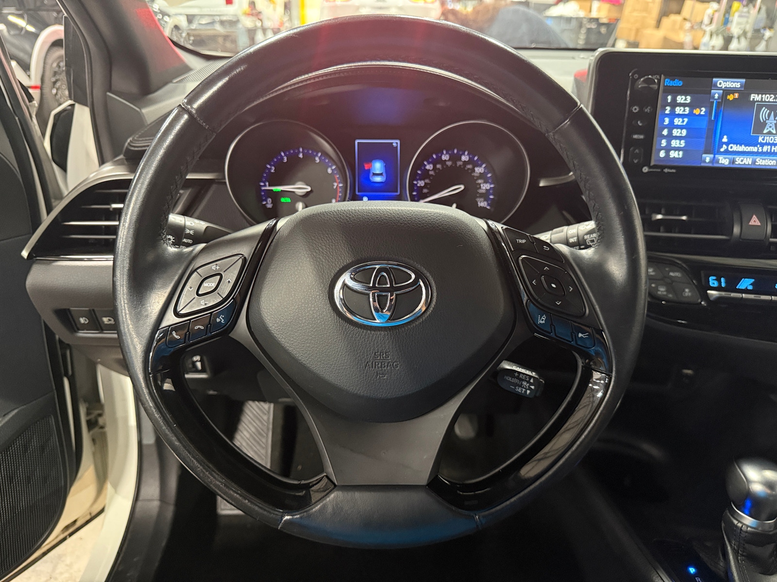 Thumbnail: 2018 Toyota C-HR - 5