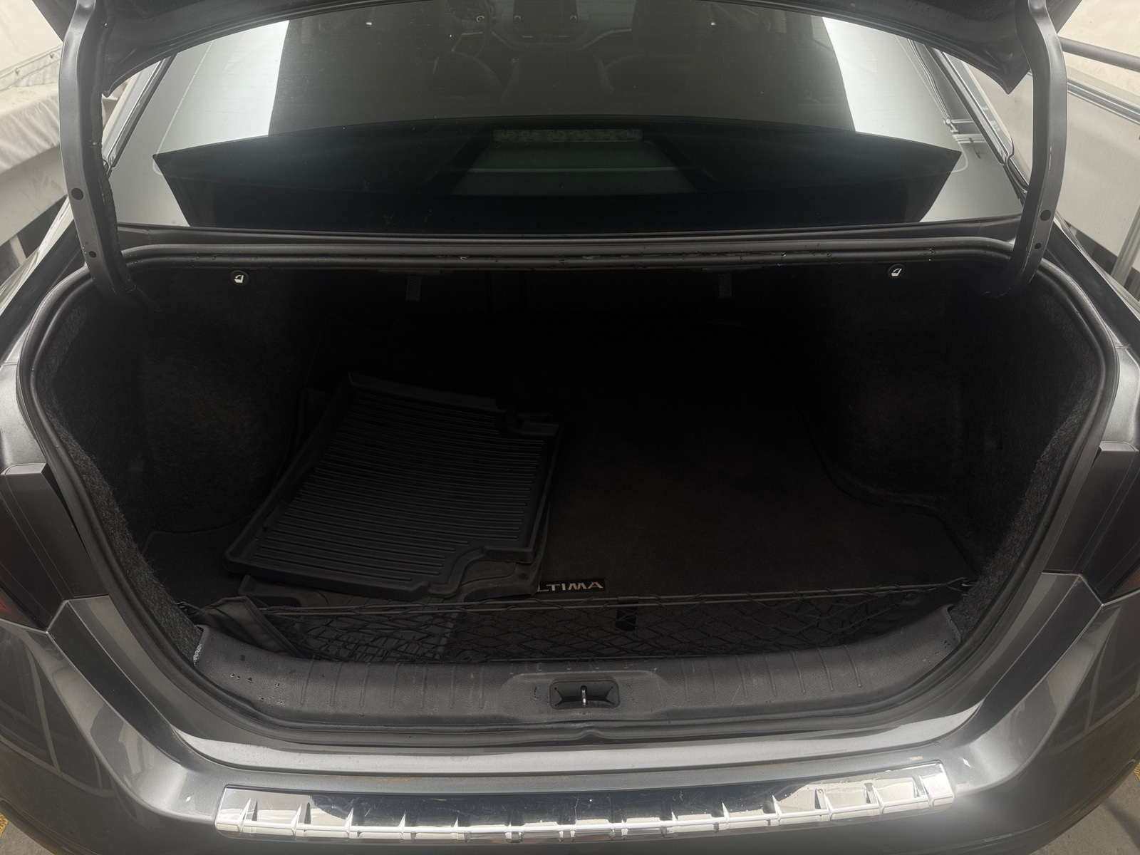 Thumbnail: 2019 Nissan Altima - 6