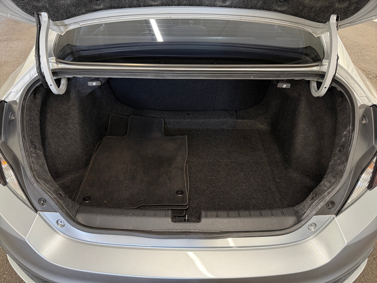 Thumbnail: 2016 Honda Civic - 6